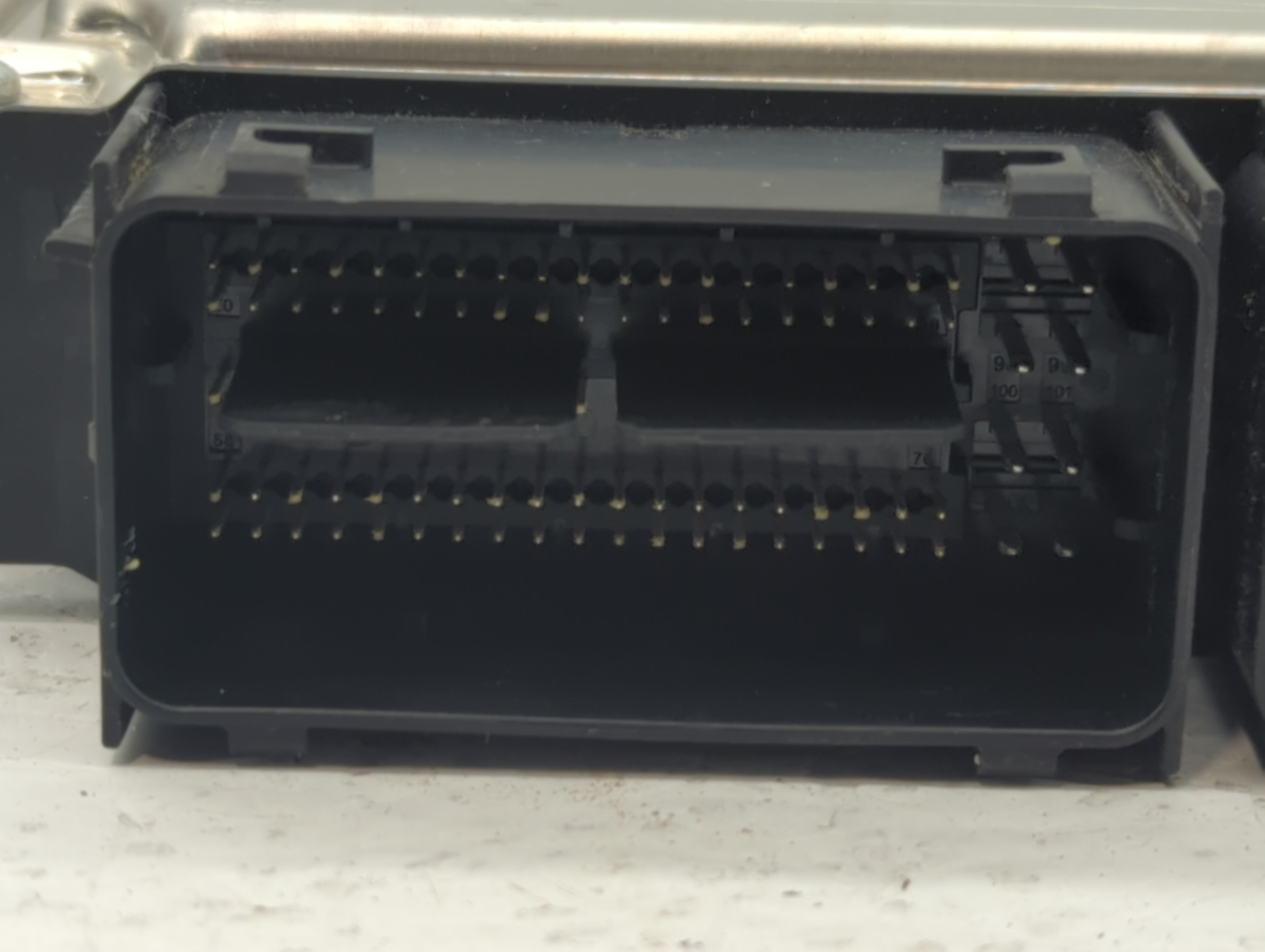 2017 Dodge Caravan PCM Engine Control Computer ECU ECM PCU OEM P/N:P68243295AA Fits Fits 2016 2018 2019 2020 OEM Used Auto Parts - Oemusedautoparts1.com