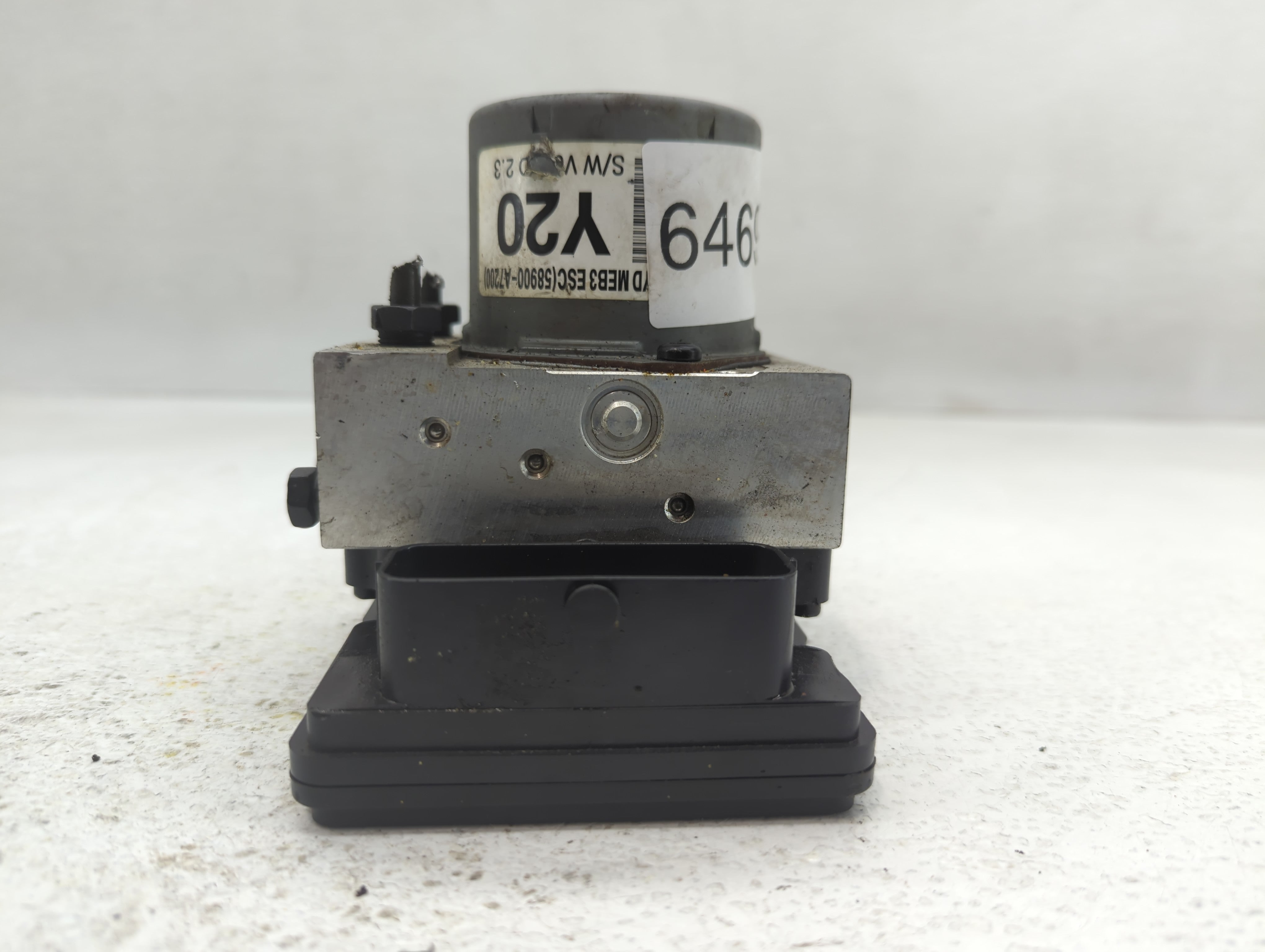 2014-2016 Kia Forte ABS Pump Control Module Replacement P/N:58920-A7200 A7589-20500 Fits Fits 2014 2015 2016 OEM Used Auto Parts - Oemusedautoparts1.com