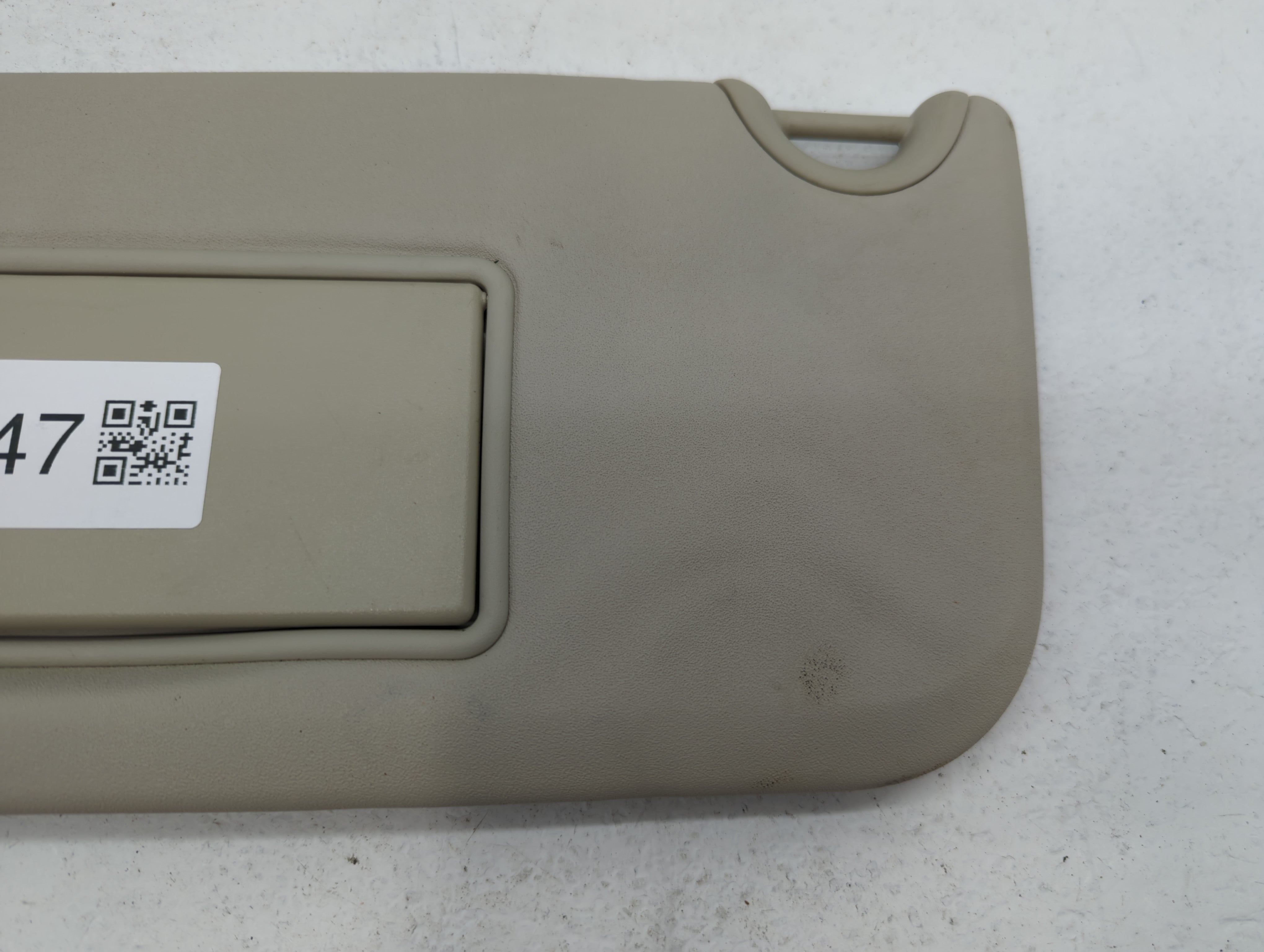 2014 Dodge Journey Sun Visor Shade Replacement Driver Left Mirror Fits OEM Used Auto Parts - Oemusedautoparts1.com