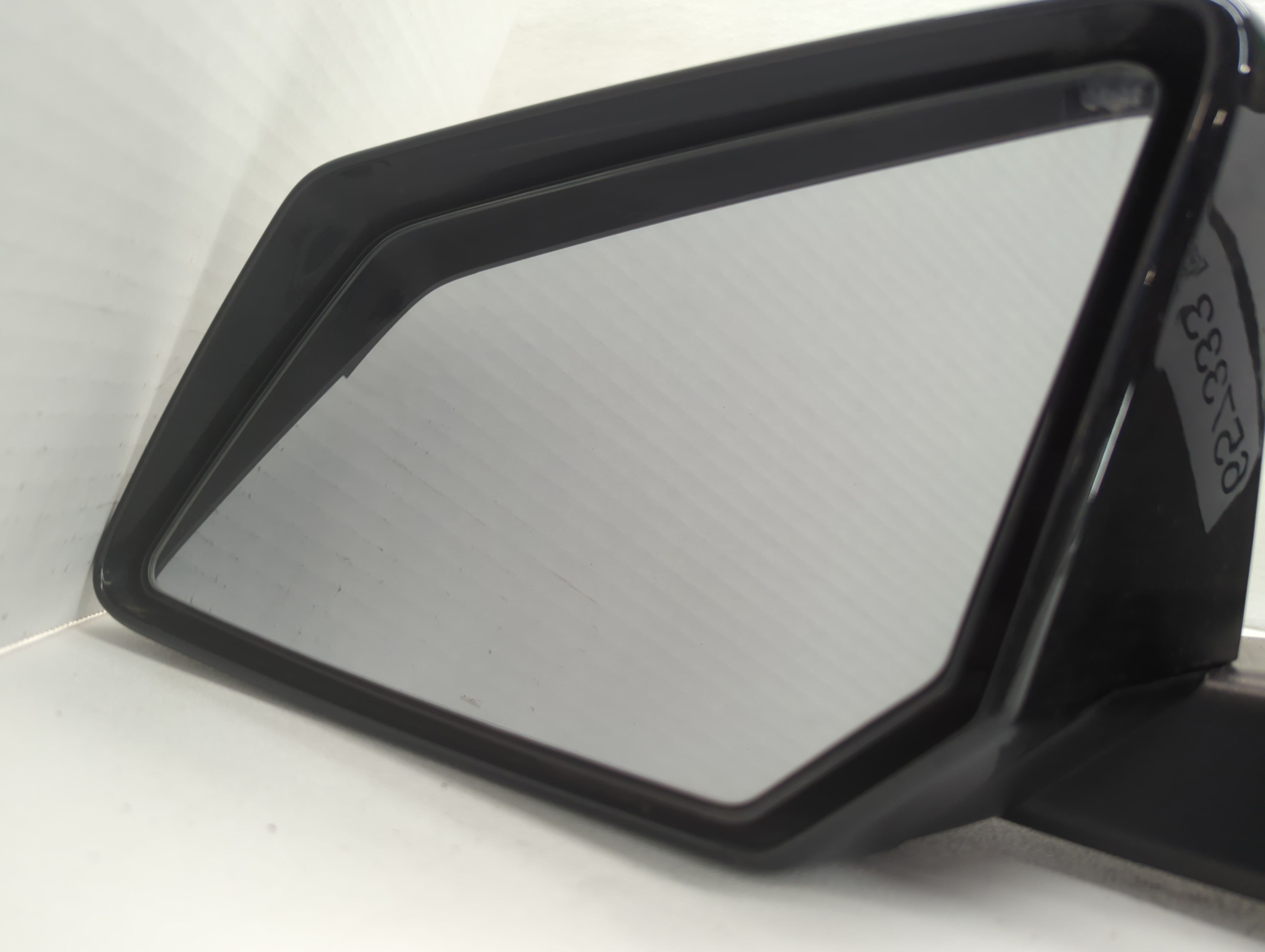 2013 Chevrolet Traverse Side Mirror Replacement Passenger Right View Door Mirror P/N:22791003 Fits OEM Used Auto Parts - Oemusedautoparts1.com