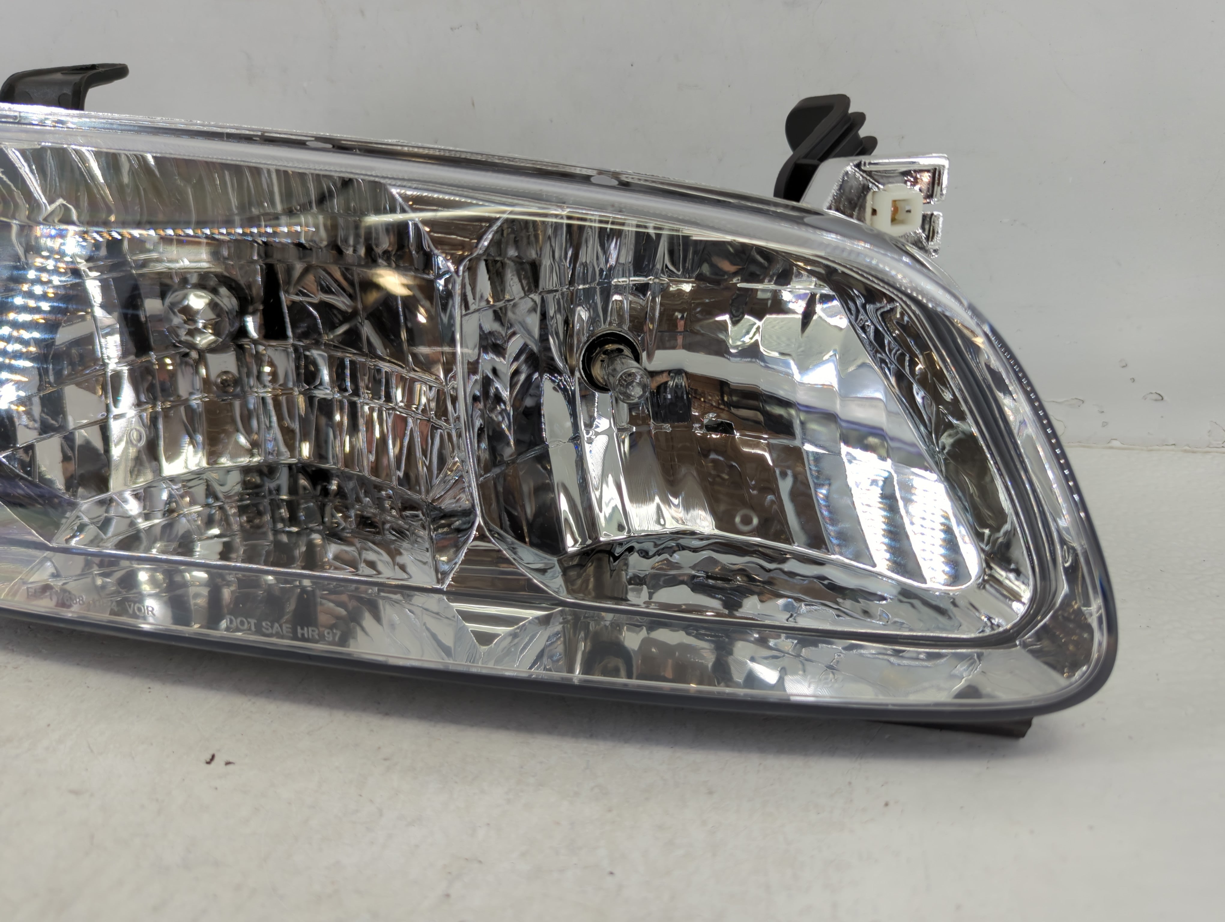 2000-2001 Toyota Camry Passenger Right Oem Head Light Headlight Lamp - Oemusedautoparts1.com