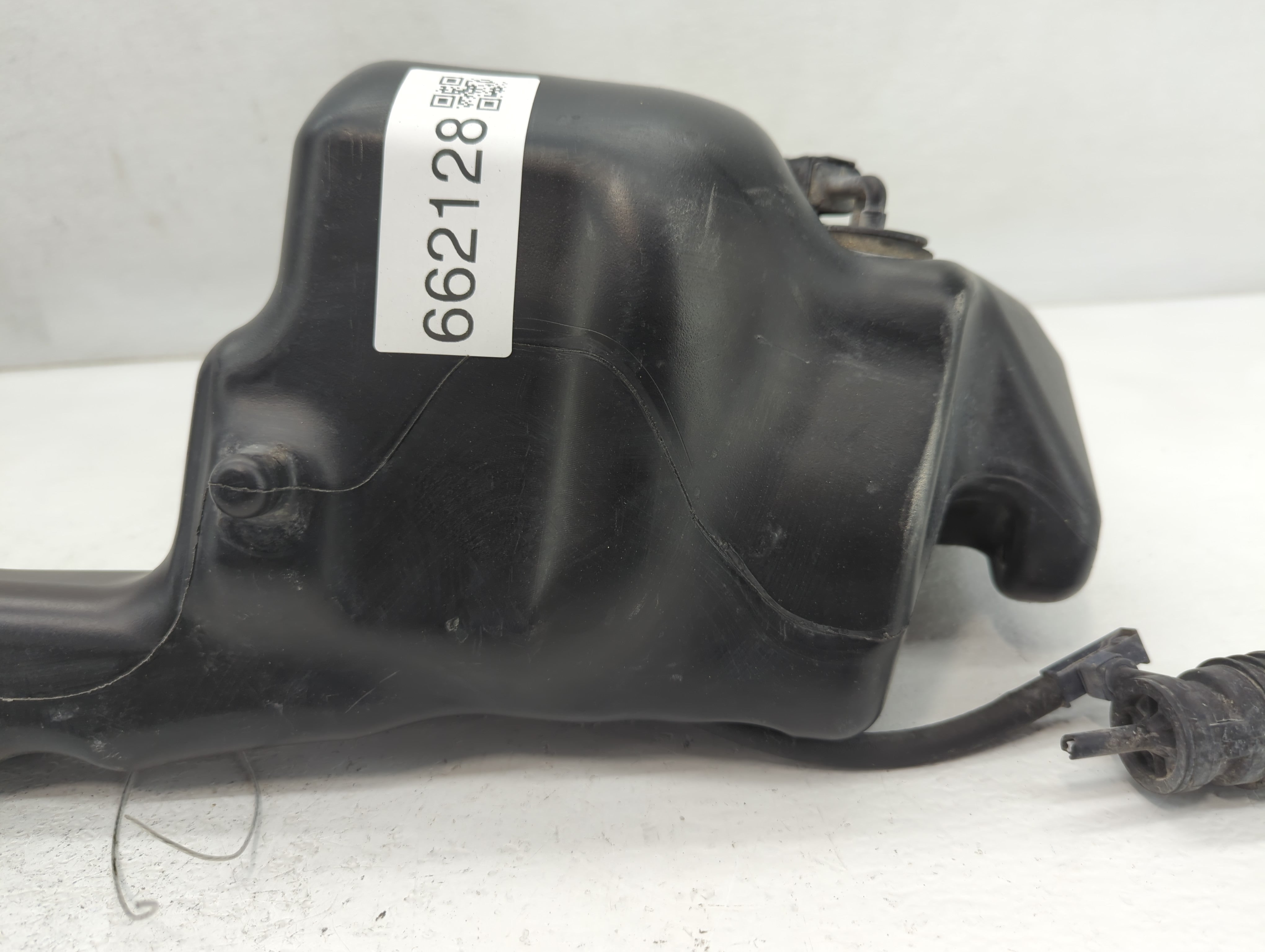 Mercedes-benz E350 Windshield Washer Fluid Reservoir Bottle Oem - Oemusedautoparts1.com