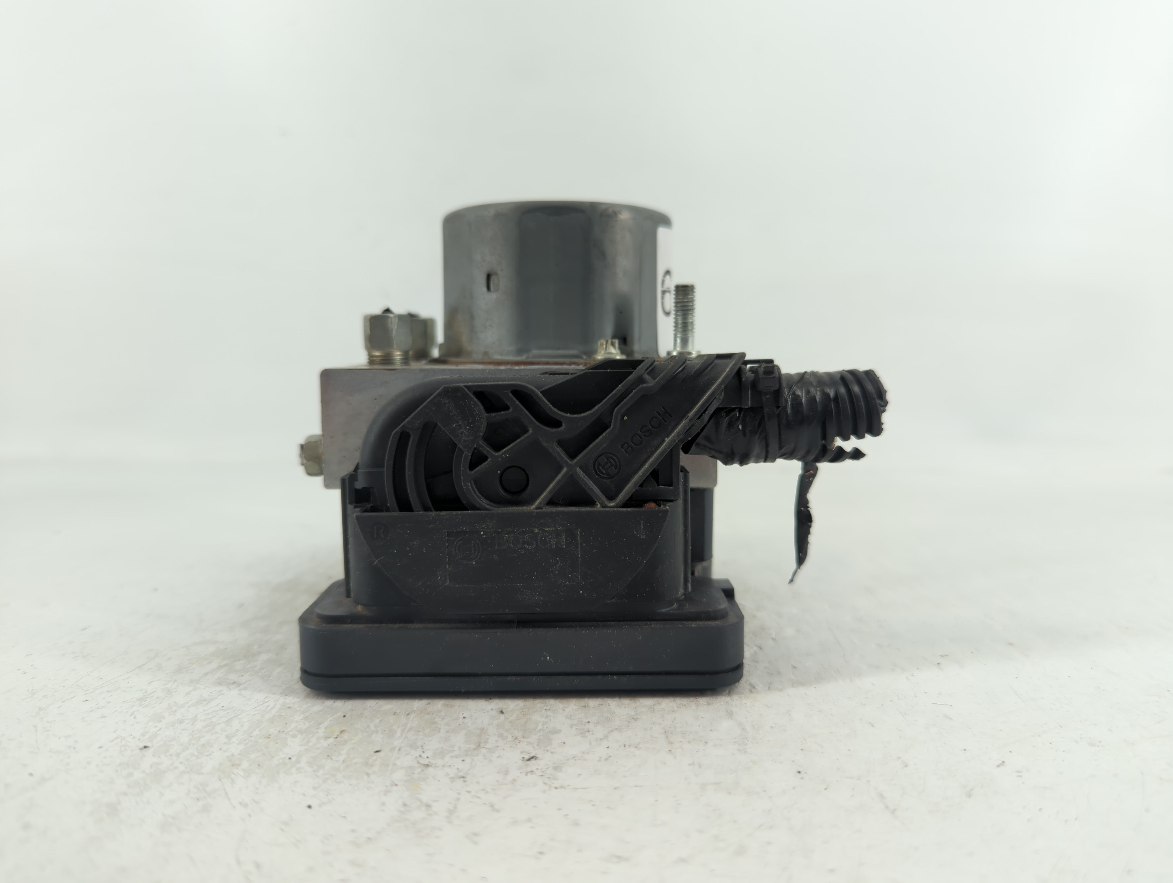 2019-2020 Nissan Rogue ABS Pump Control Module Replacement P/N:269 829 47660 7FM5A Fits Fits 2019 2020 OEM Used Auto Parts - Oemusedautoparts1.com