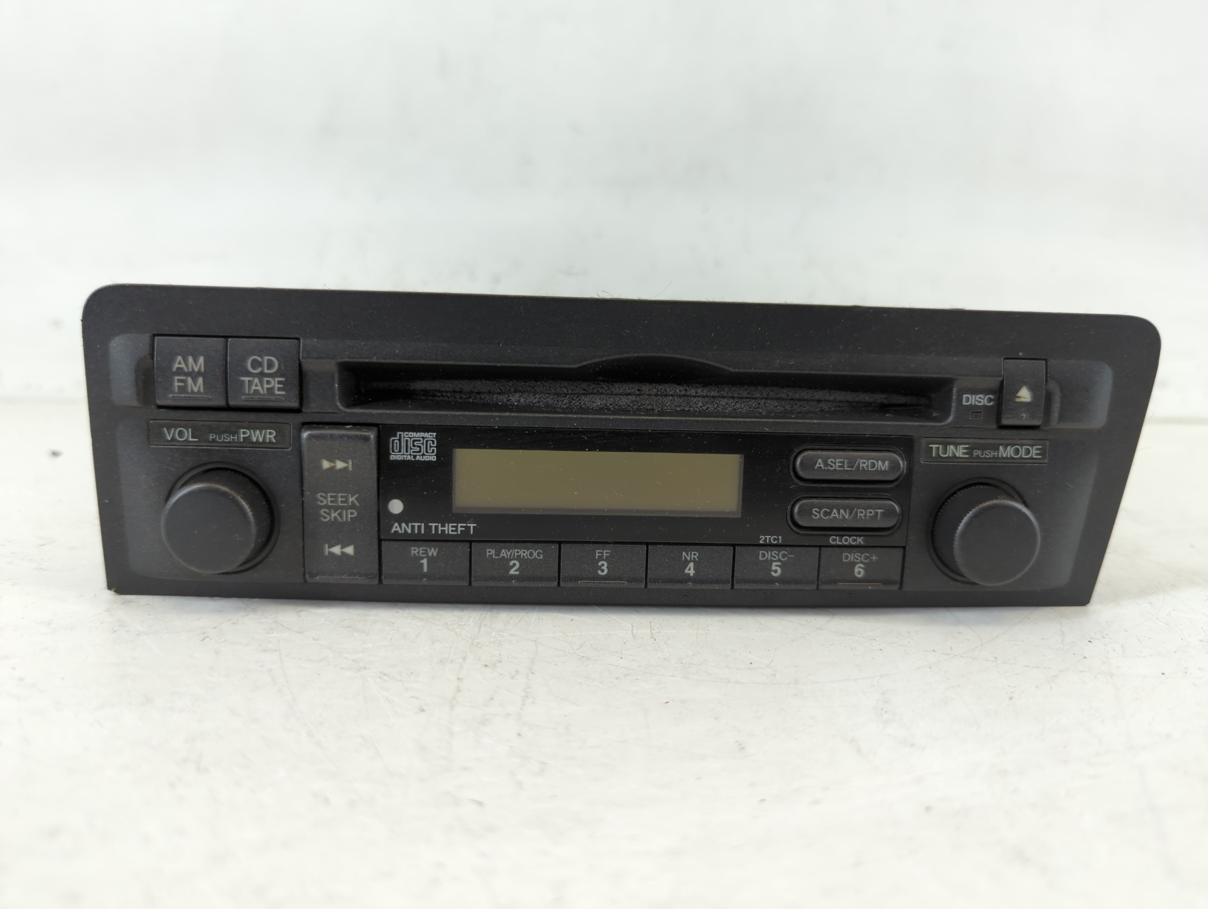 2003 Honda Civic Radio AM FM Cd Player Receiver Replacement P/N:39101-S5A-A610-M1 Fits OEM Used Auto Parts - Oemusedautoparts1.com