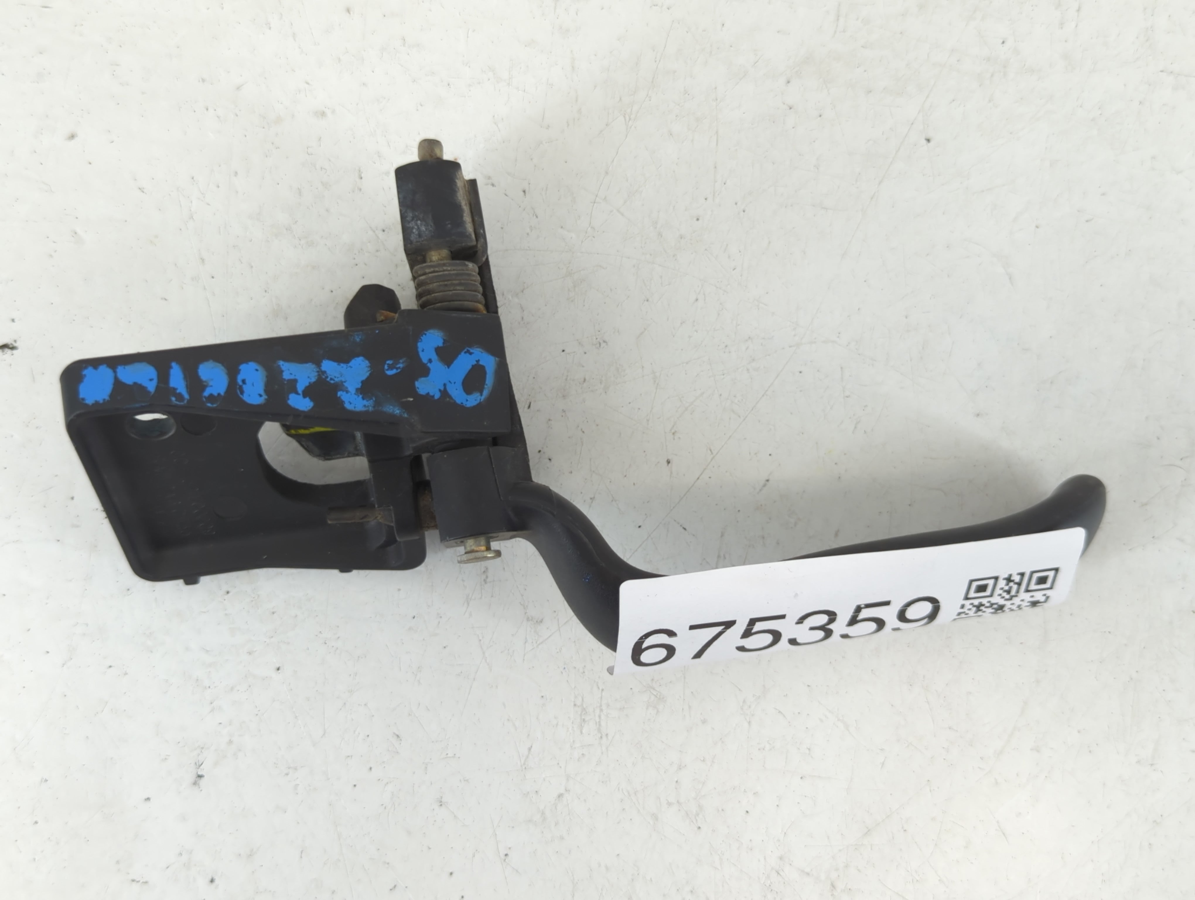 2003 Silverado 1500 Driver Front Left Door Handle Exterior Assembly - Oemusedautoparts1.com