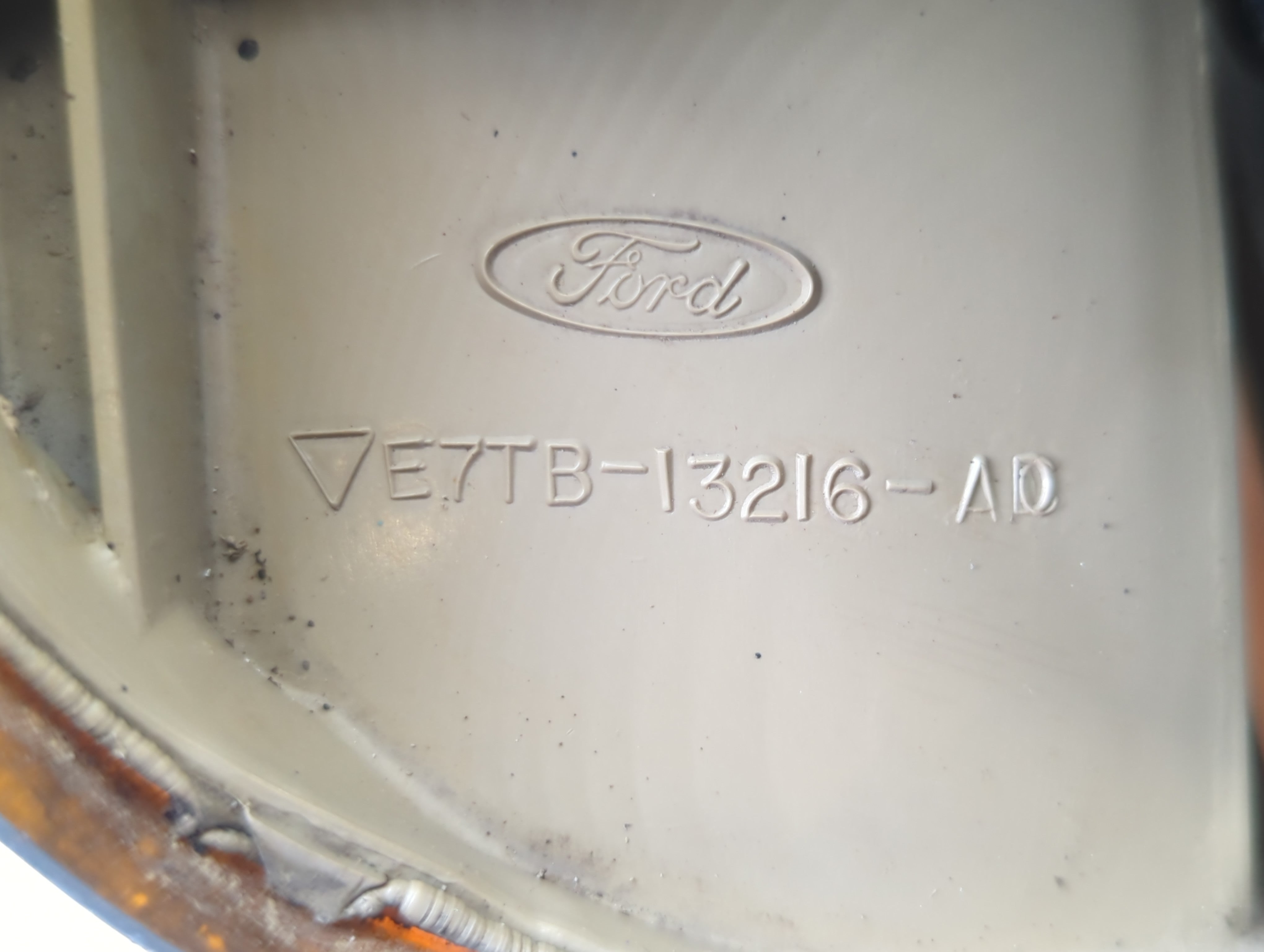1991 Ford F-250 Driver Left Oem Head Light Headlight Lamp - Oemusedautoparts1.com