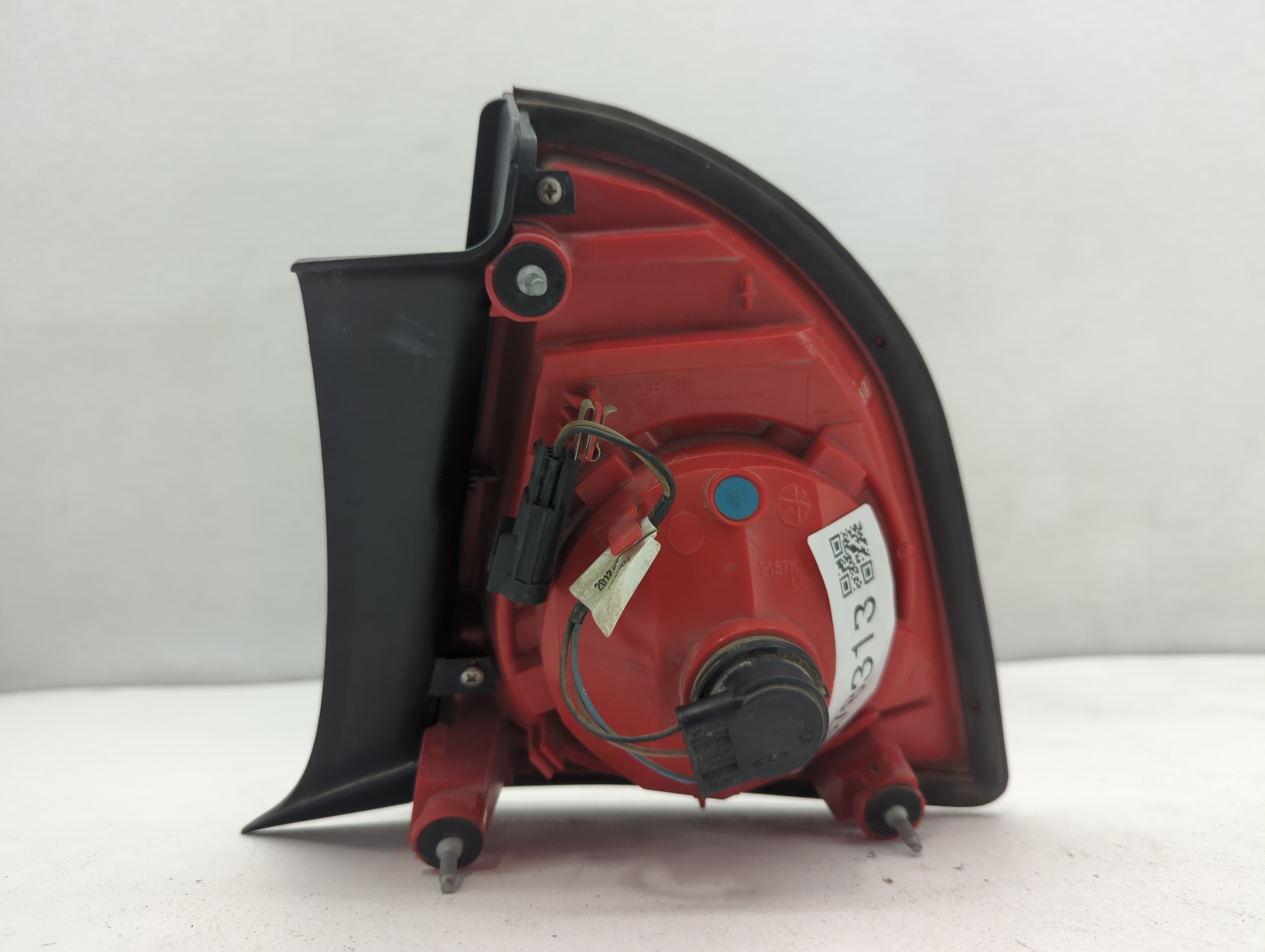2012 Chevrolet Malibu Tail Light Assembly Driver Left OEM P/N:20914363 GM Fits OEM Used Auto Parts - Oemusedautoparts1.com