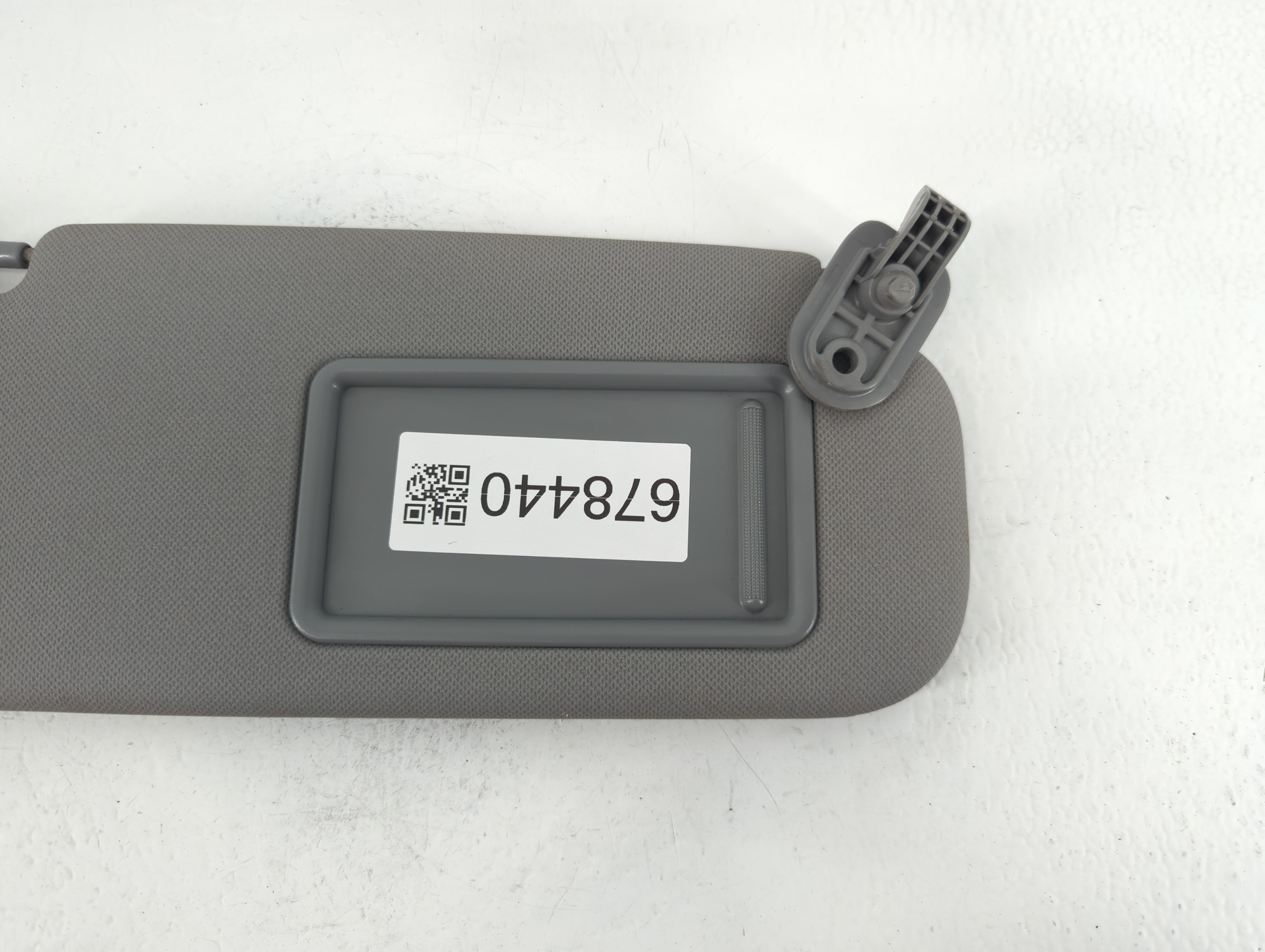 2014-2017 Hyundai Accent Sun Visor Shade Replacement Passenger Right Mirror Fits Fits 2014 2015 2016 2017 OEM Used Auto Parts - Oemusedautoparts1.com