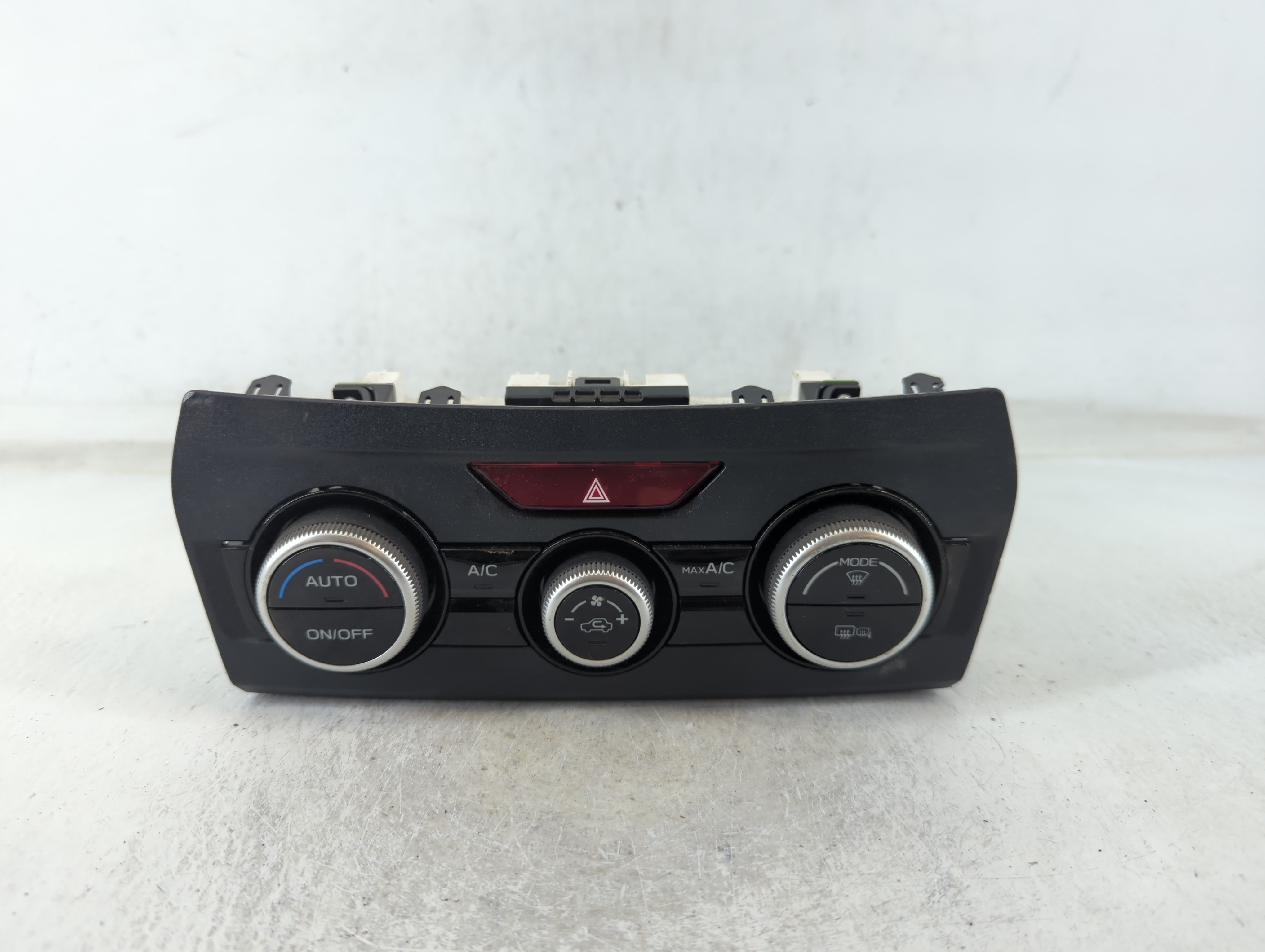 2019 Subaru Xv Climate Control Module Temperature AC/Heater Replacement P/N:72311FL730 Fits OEM Used Auto Parts - Oemusedautoparts1.com