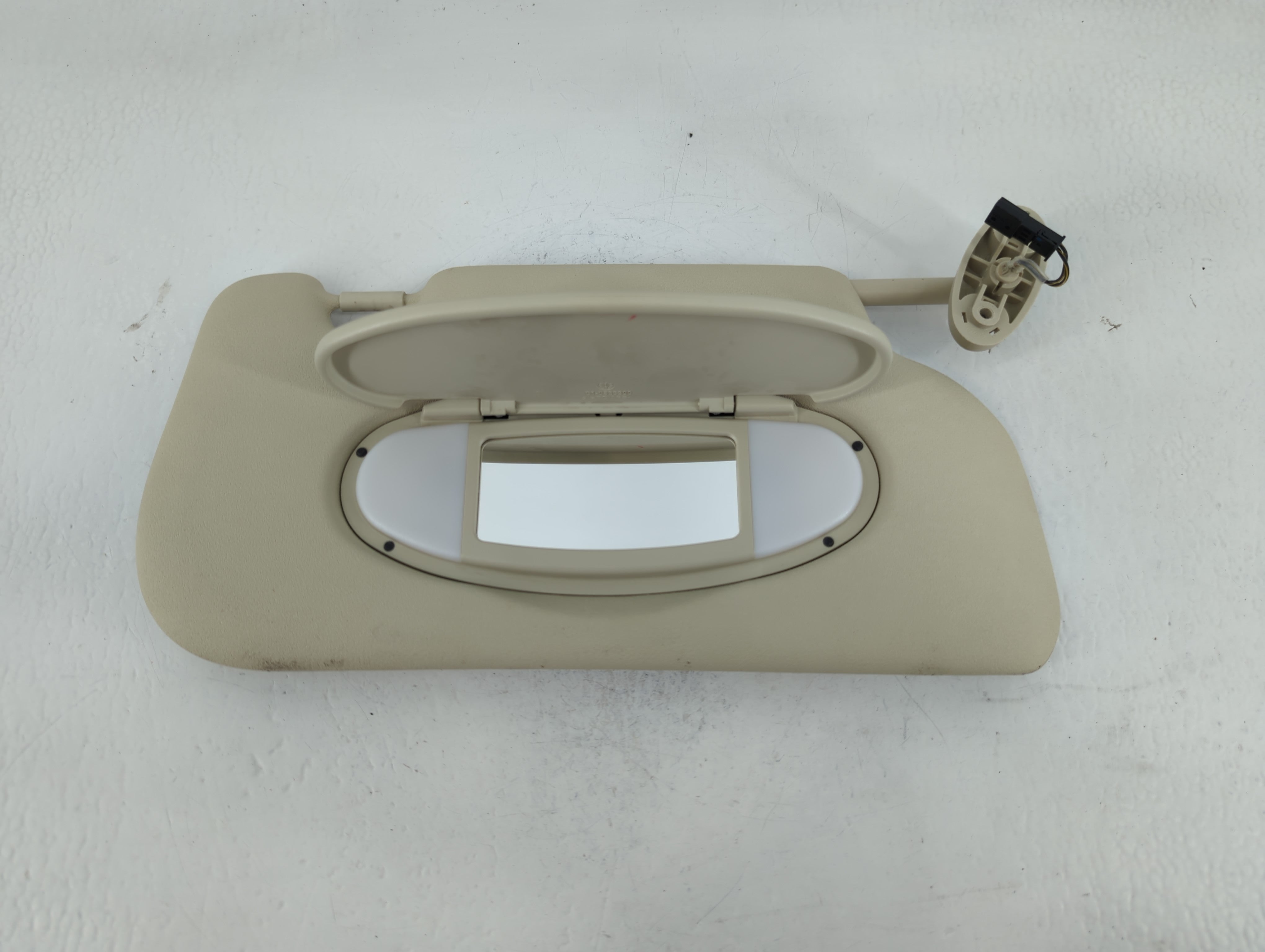 2013 Mini Cooper Sun Visor Shade Replacement Passenger Right Mirror Fits OEM Used Auto Parts - Oemusedautoparts1.com