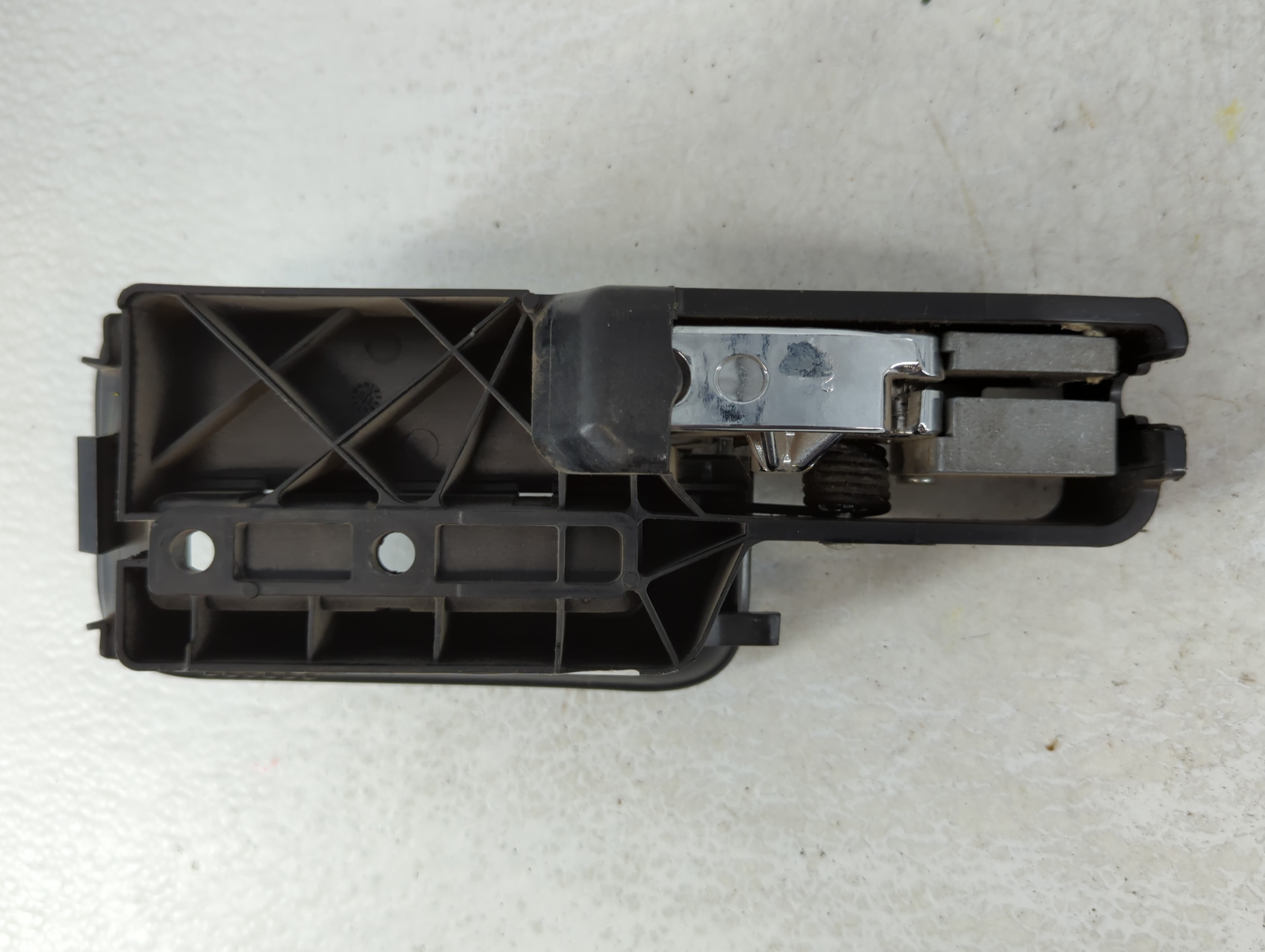 Ford F-150 Passenger Front Right Door Handle Exterior Assembly - Oemusedautoparts1.com