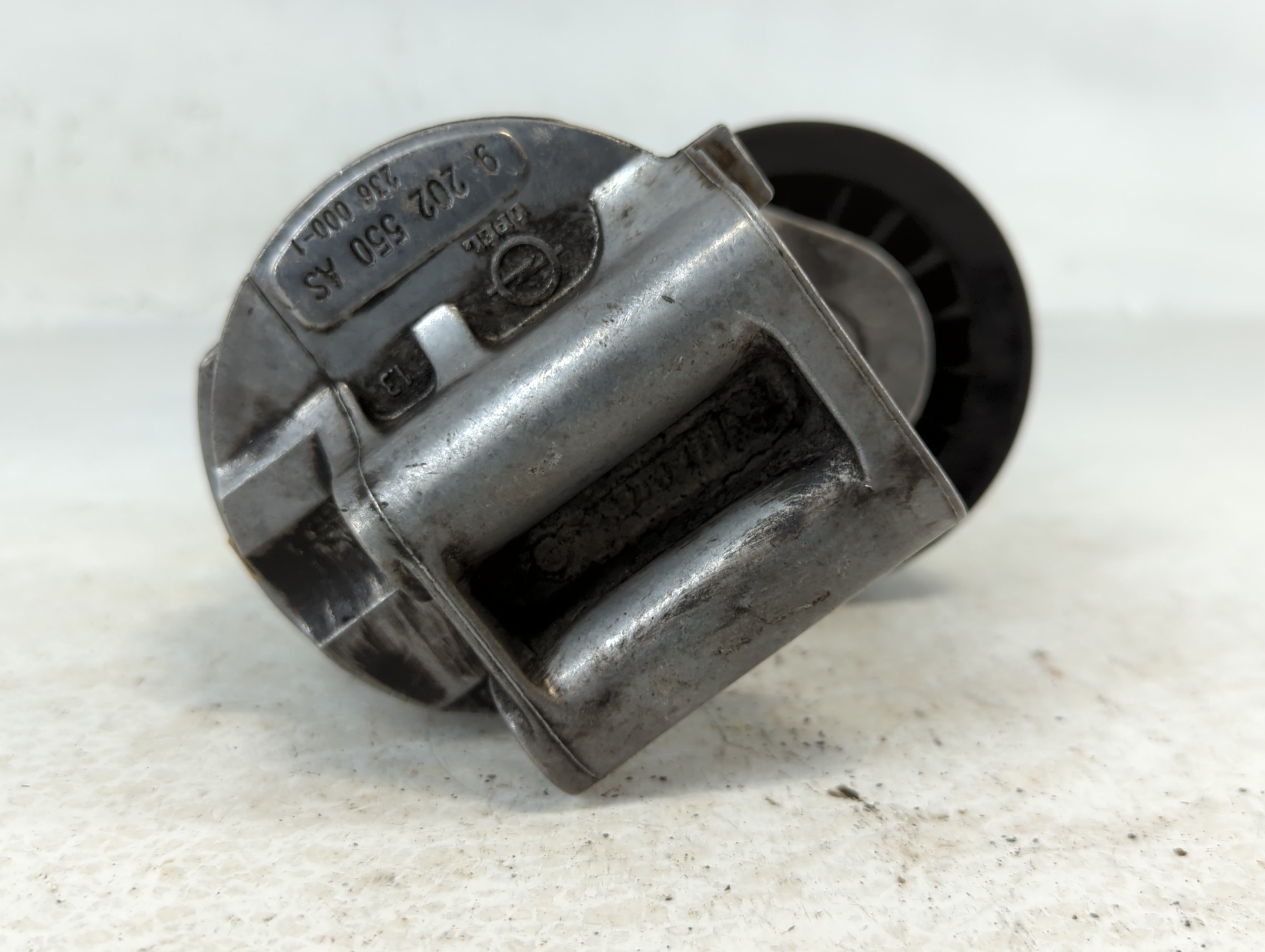 2003 Saturn Vue Fuel Injectors P/N:9 202 550 AS Fits OEM Used Auto Parts - Oemusedautoparts1.com