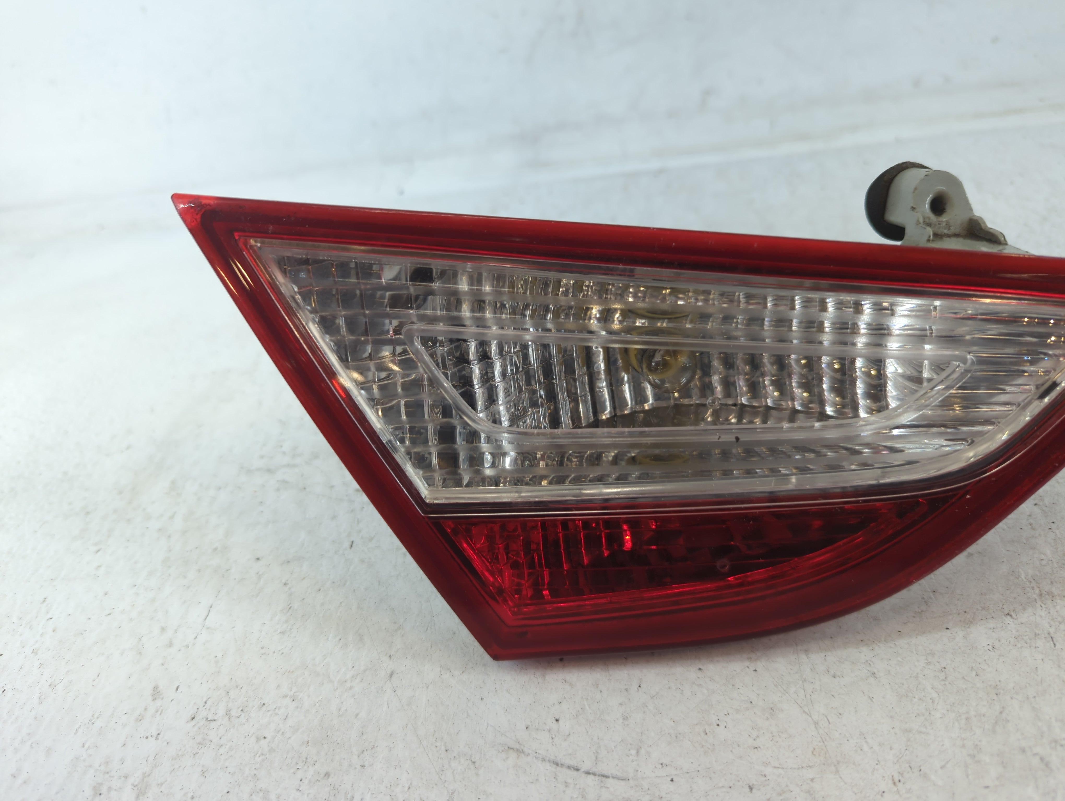 2011-2014 Hyundai Sonata Tail Light Assembly Driver Left OEM P/N:92403-3Q Fits Fits 2011 2012 2013 2014 OEM Used Auto Parts - Oemusedautoparts1.com