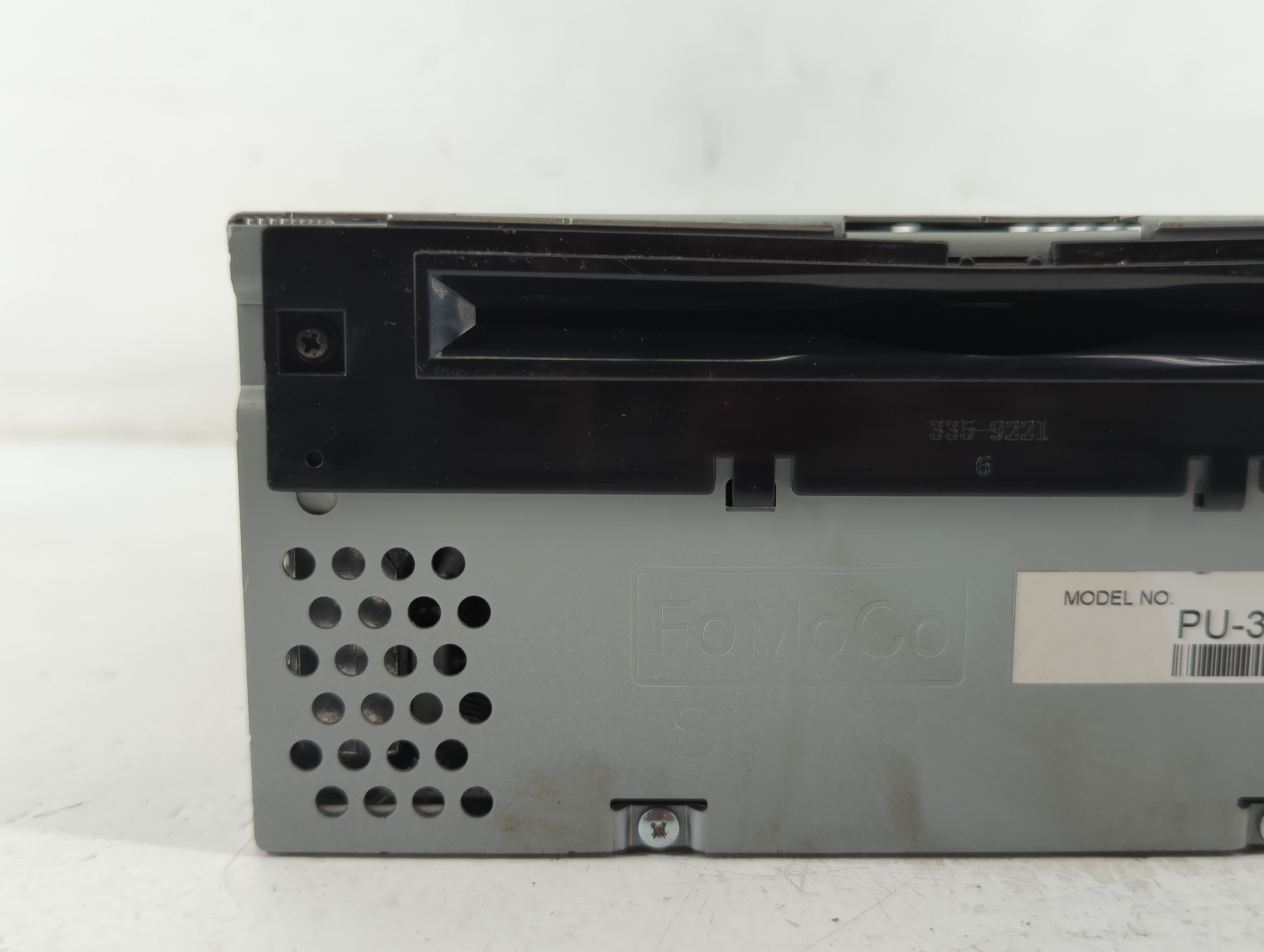 2017 Ford Explorer Radio AM FM Cd Player Receiver Replacement P/N:HB5T-19C107-BA Fits OEM Used Auto Parts - Oemusedautoparts1.com