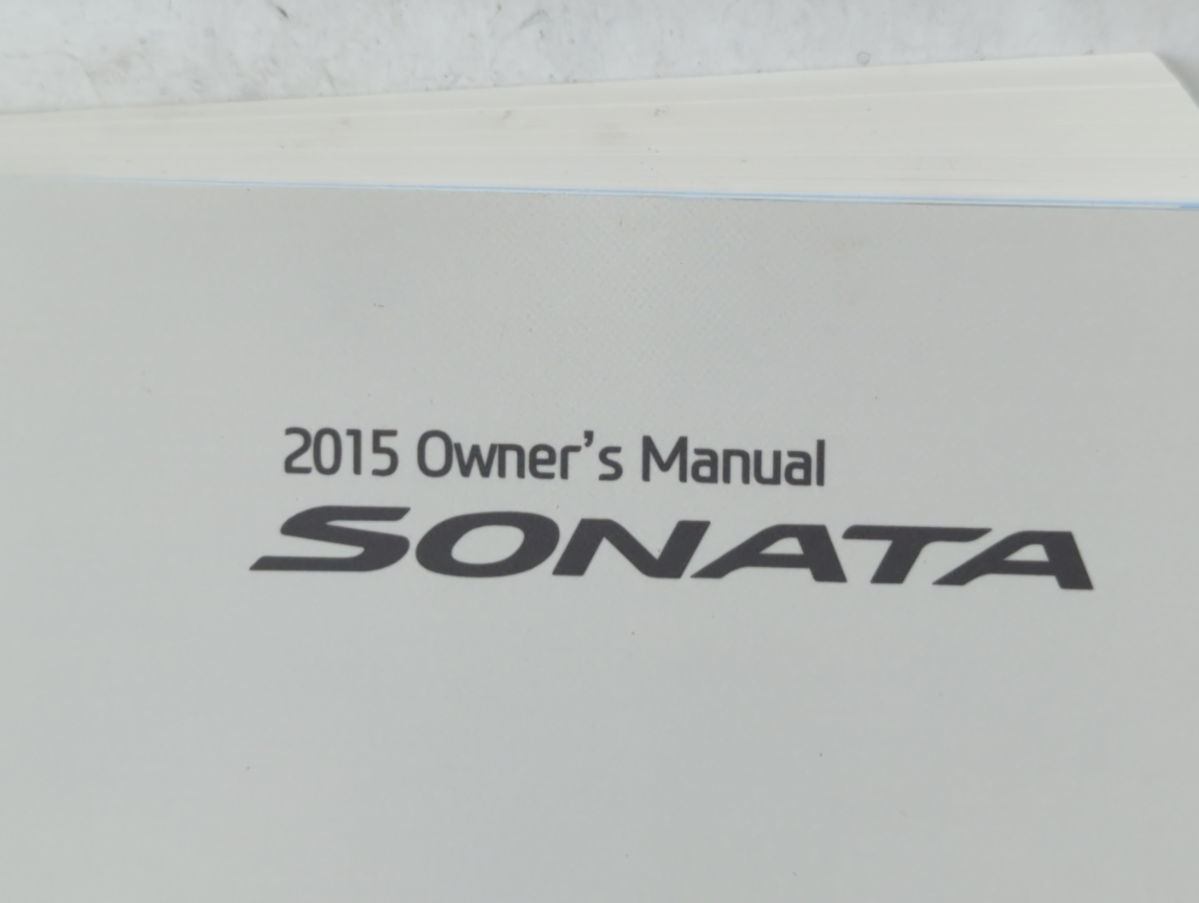 2015 Hyundai Sonata Owners Manual Book Guide P/N:FC10-EU4NG OEM Used Auto Parts - Oemusedautoparts1.com
