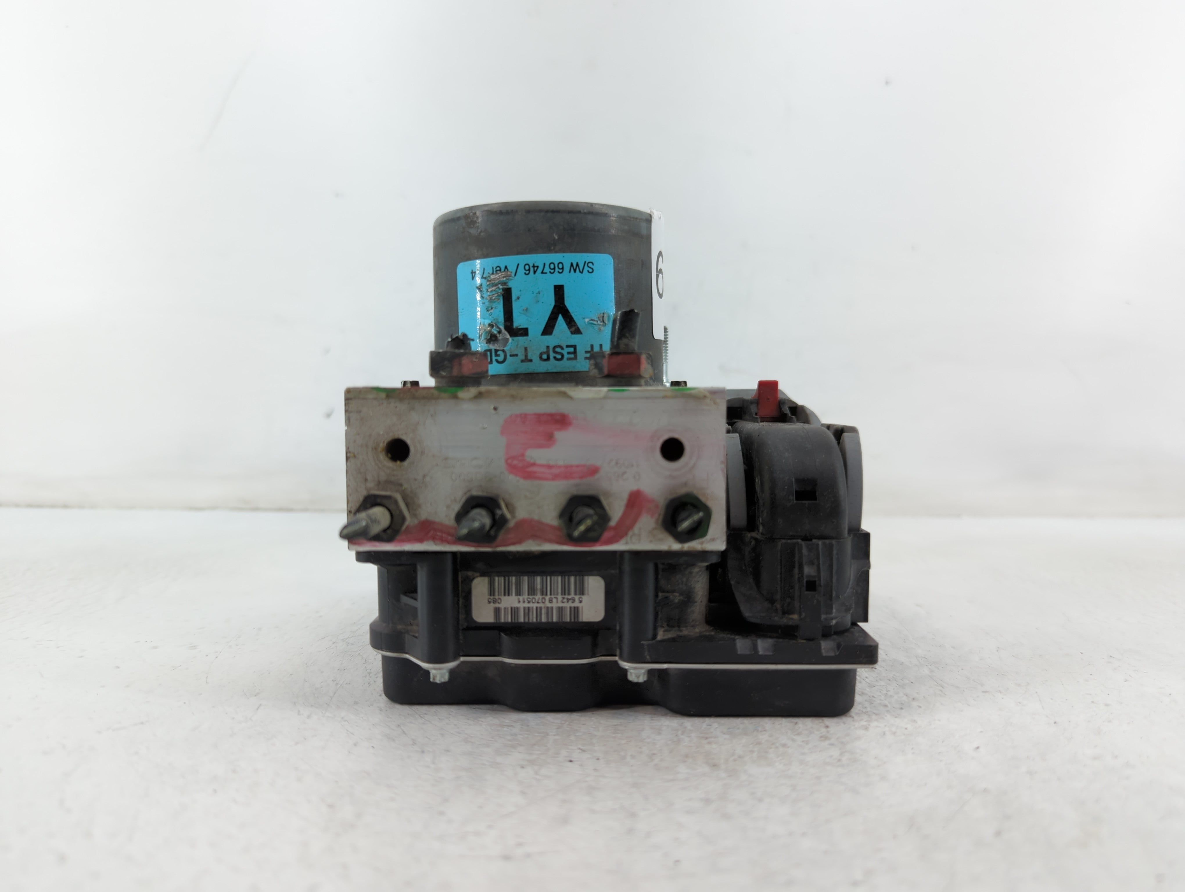 2011-2013 Hyundai Sonata ABS Pump Control Module Replacement P/N:0 265 238 094 58920-30500 Fits Fits 2011 2012 2013 OEM Used Auto Parts - Oemusedautoparts1.com