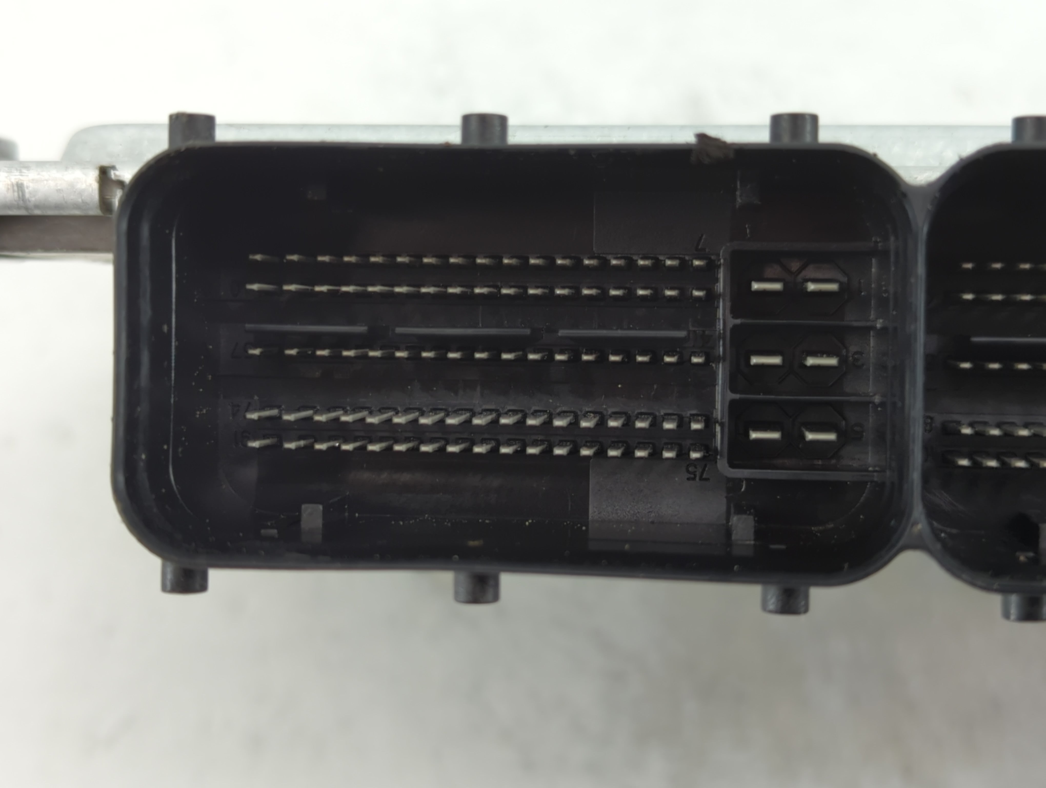 2018-2019 Hyundai Sonata PCM Engine Control Computer ECU ECM PCU OEM P/N:39112-2GGJ0 39102-2GGJ0 Fits Fits 2018 2019 OEM Used Auto Parts - Oemusedautoparts1.com
