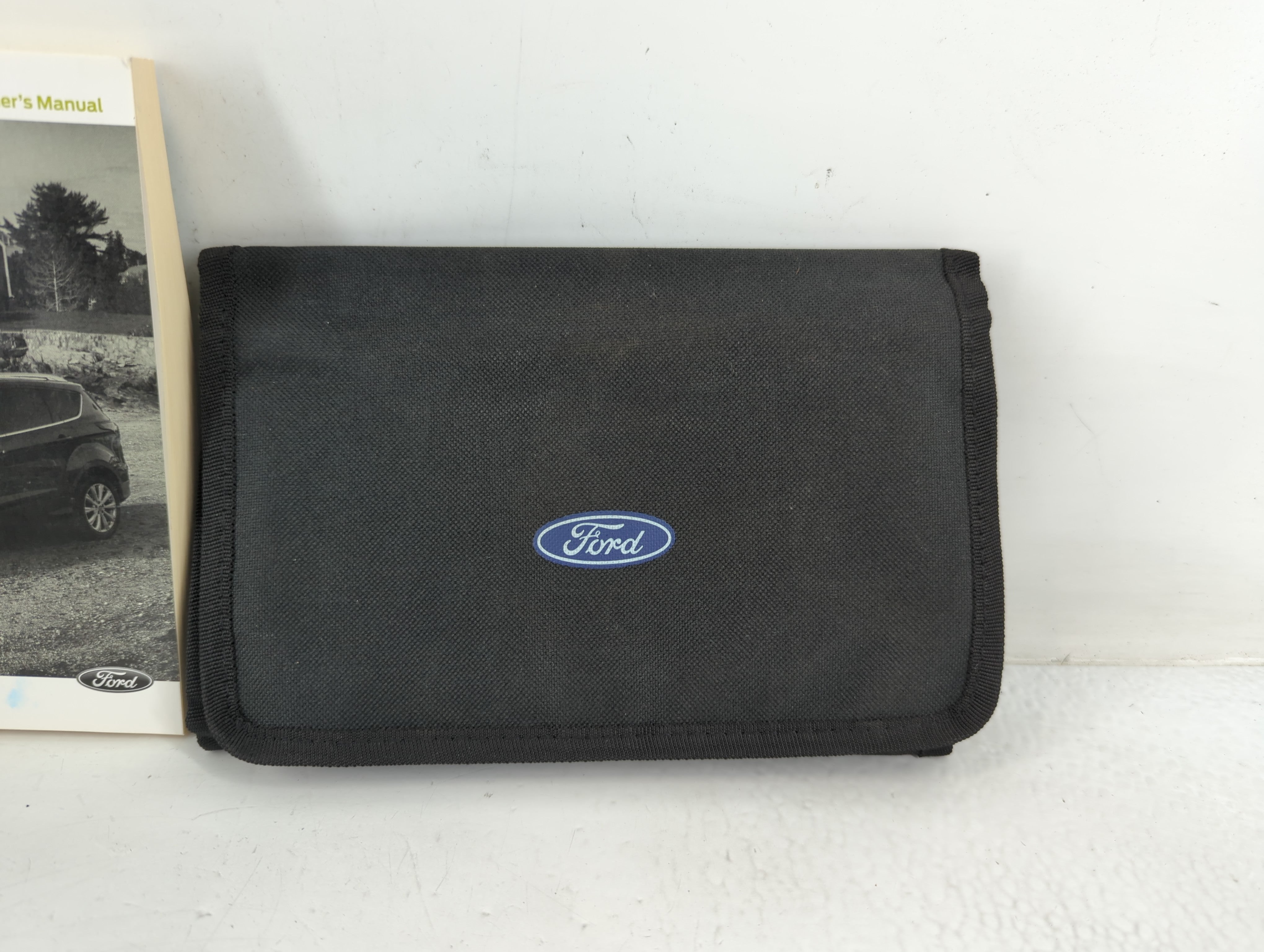 2017 Ford Escape Owners Manual Book Guide P/N:HJ5J19A321 AD OEM Used Auto Parts - Oemusedautoparts1.com