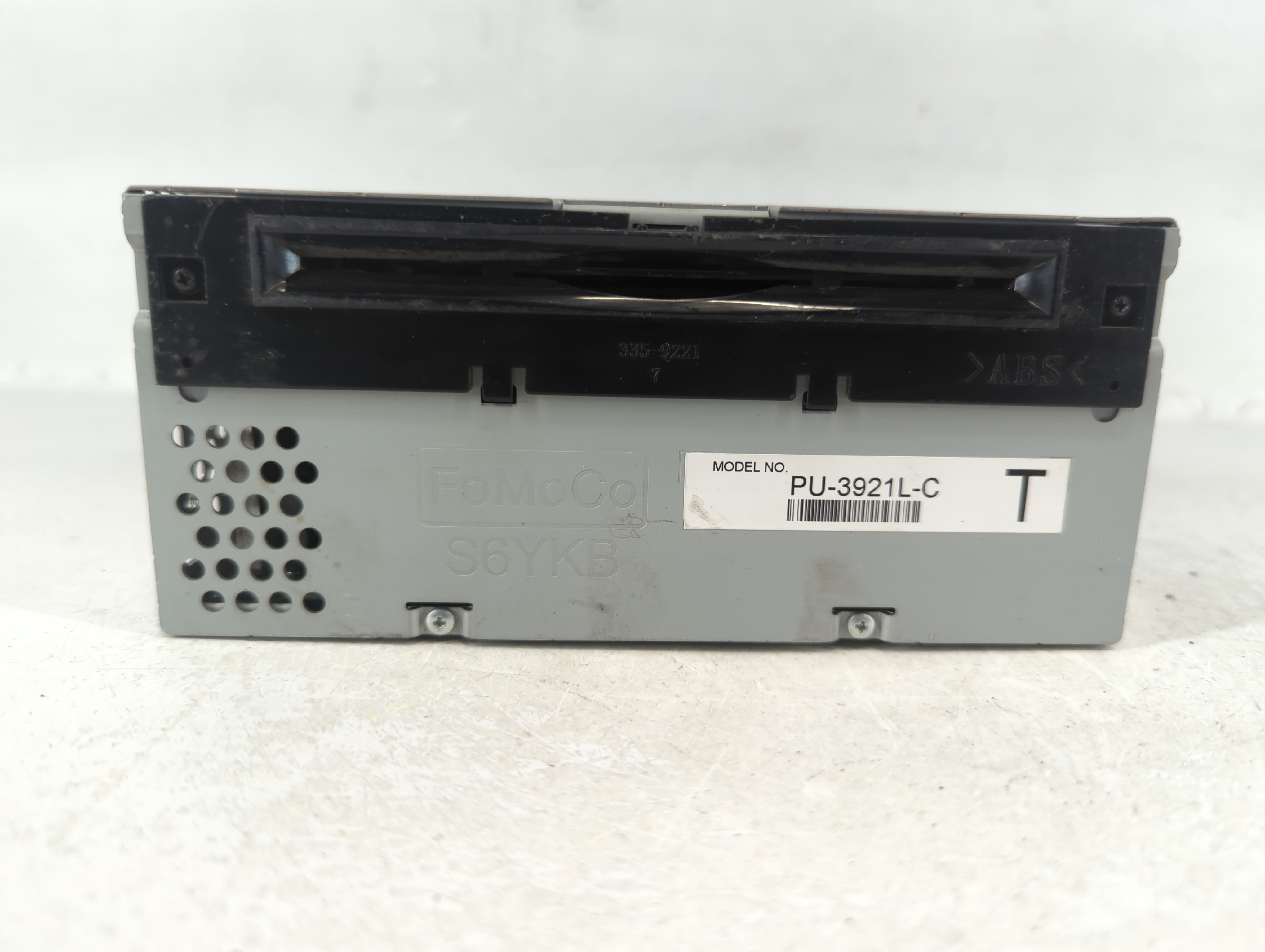 2017 Ford Explorer Radio AM FM Cd Player Receiver Replacement P/N:HB5T-19C107-AA Fits OEM Used Auto Parts - Oemusedautoparts1.com