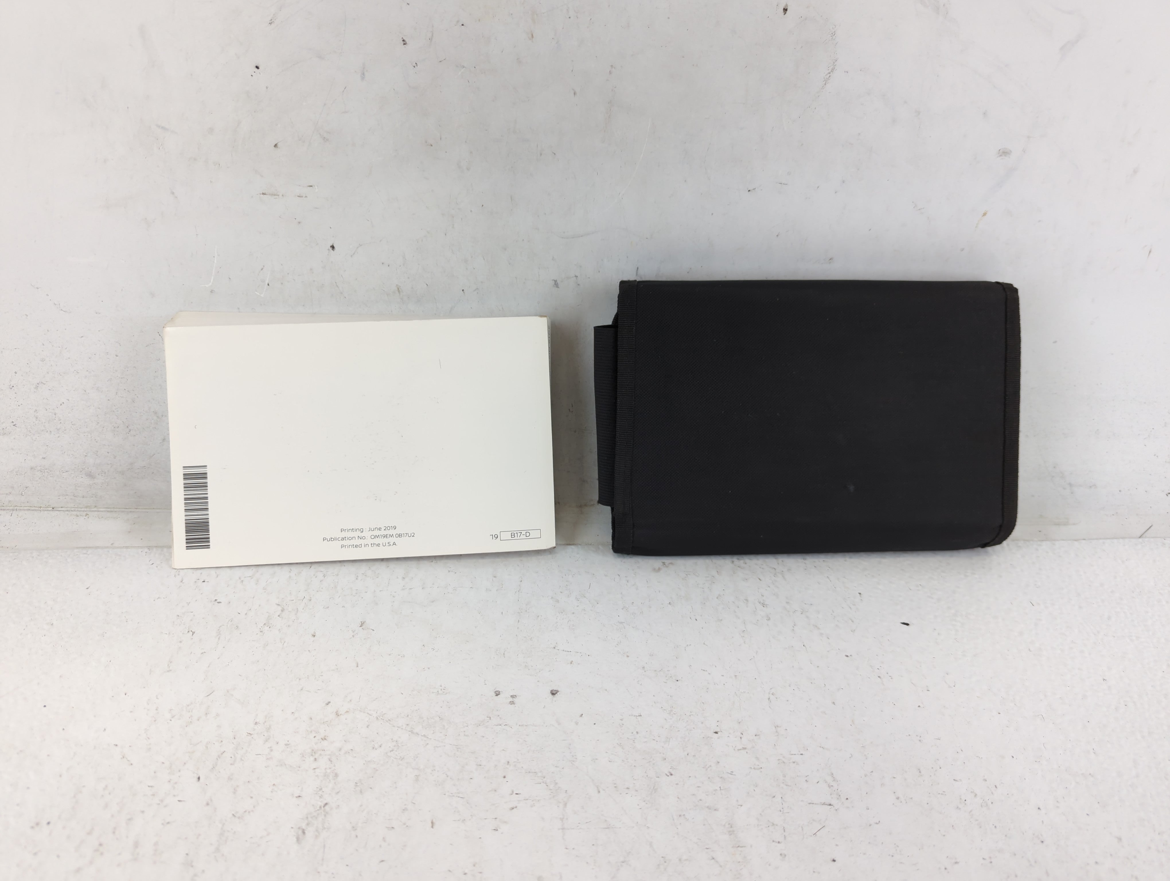 2019 Nissan Sentra Owners Manual Book Guide P/N:OM19EM 0B17U2 OEM Used Auto Parts - Oemusedautoparts1.com