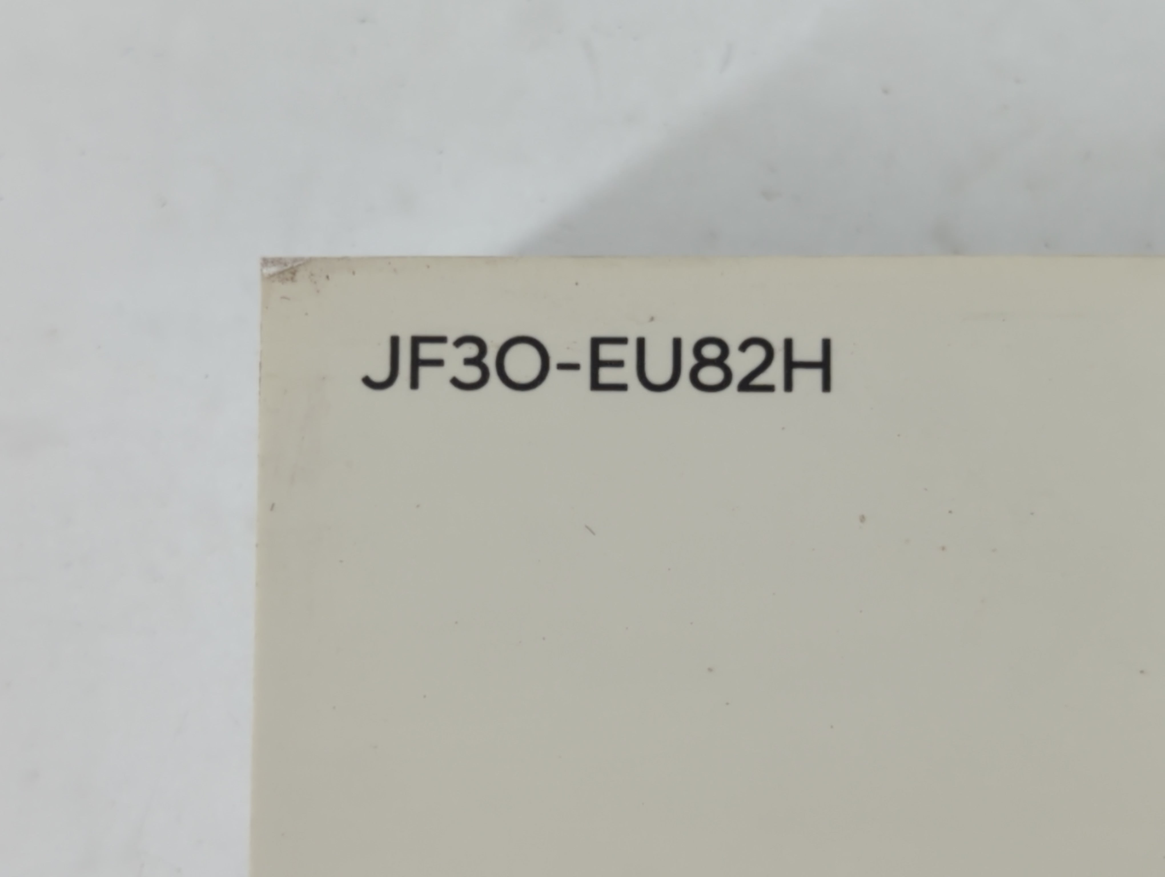 2018 Hyundai Elantra Owners Manual Book Guide P/N:JF30-EU82H OEM Used Auto Parts - Oemusedautoparts1.com