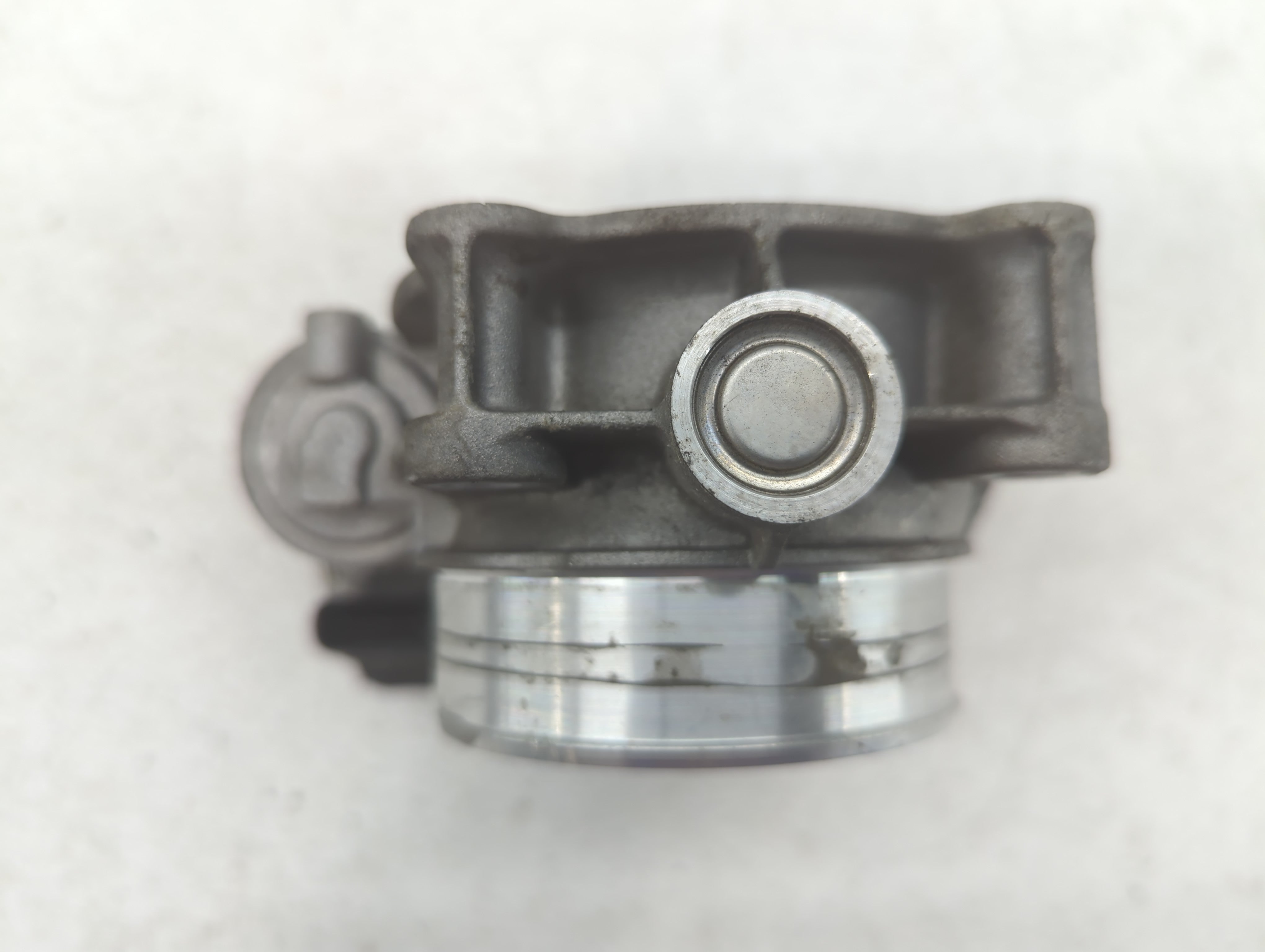 2017-2022 Chevrolet Traverse Throttle Body P/N:12670981A Fits Fits 2012 2013 2014 2015 2016 2017 2018 2019 2020 2021 2022 OEM Used Auto Parts - Oemusedautoparts1.com