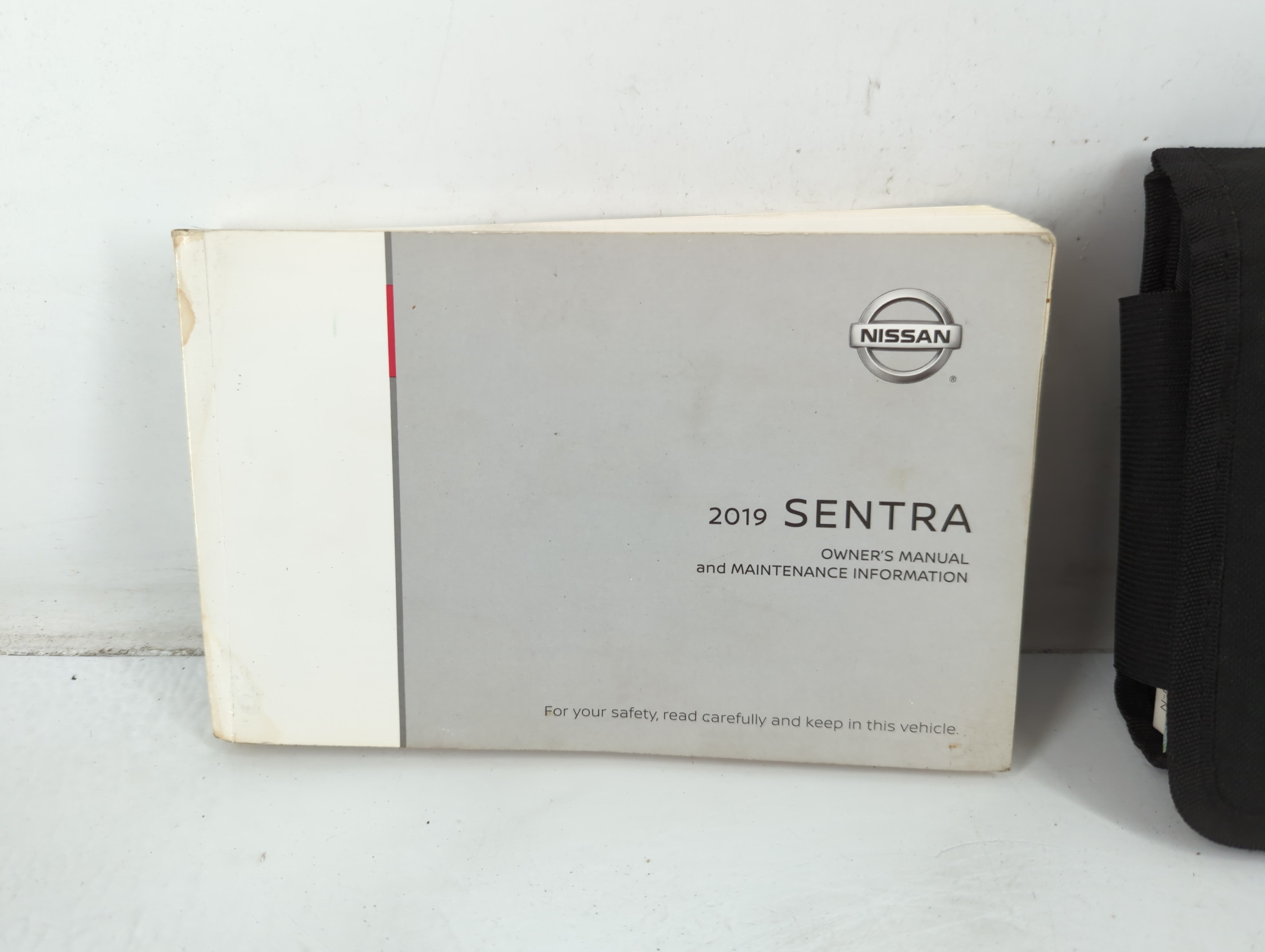 2019 Nissan Sentra Owners Manual Book Guide P/N:OM19EM 0B17U0 OEM Used Auto Parts - Oemusedautoparts1.com