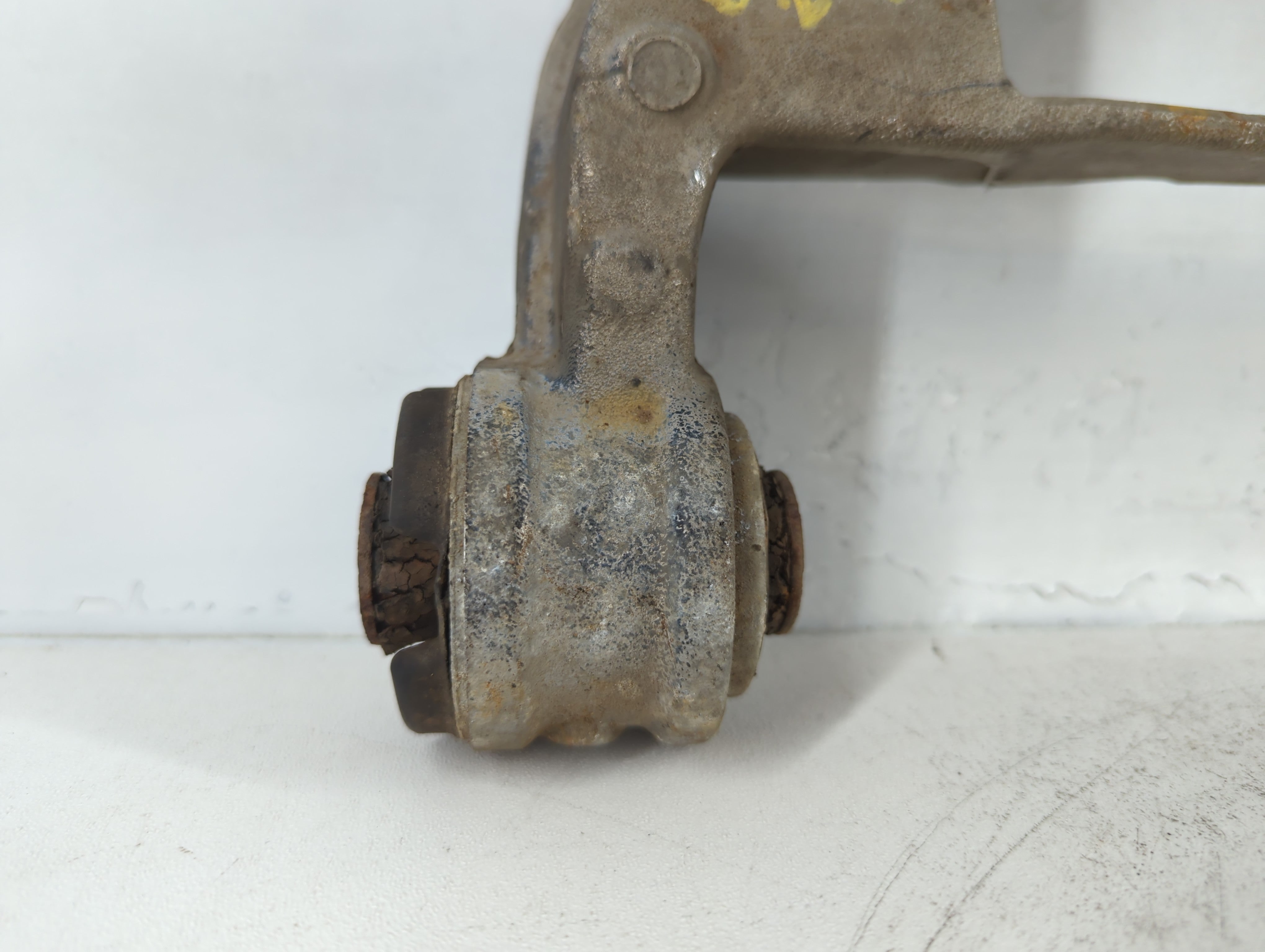 2006 Ford Expedition Lower Control Arm - Oemusedautoparts1.com