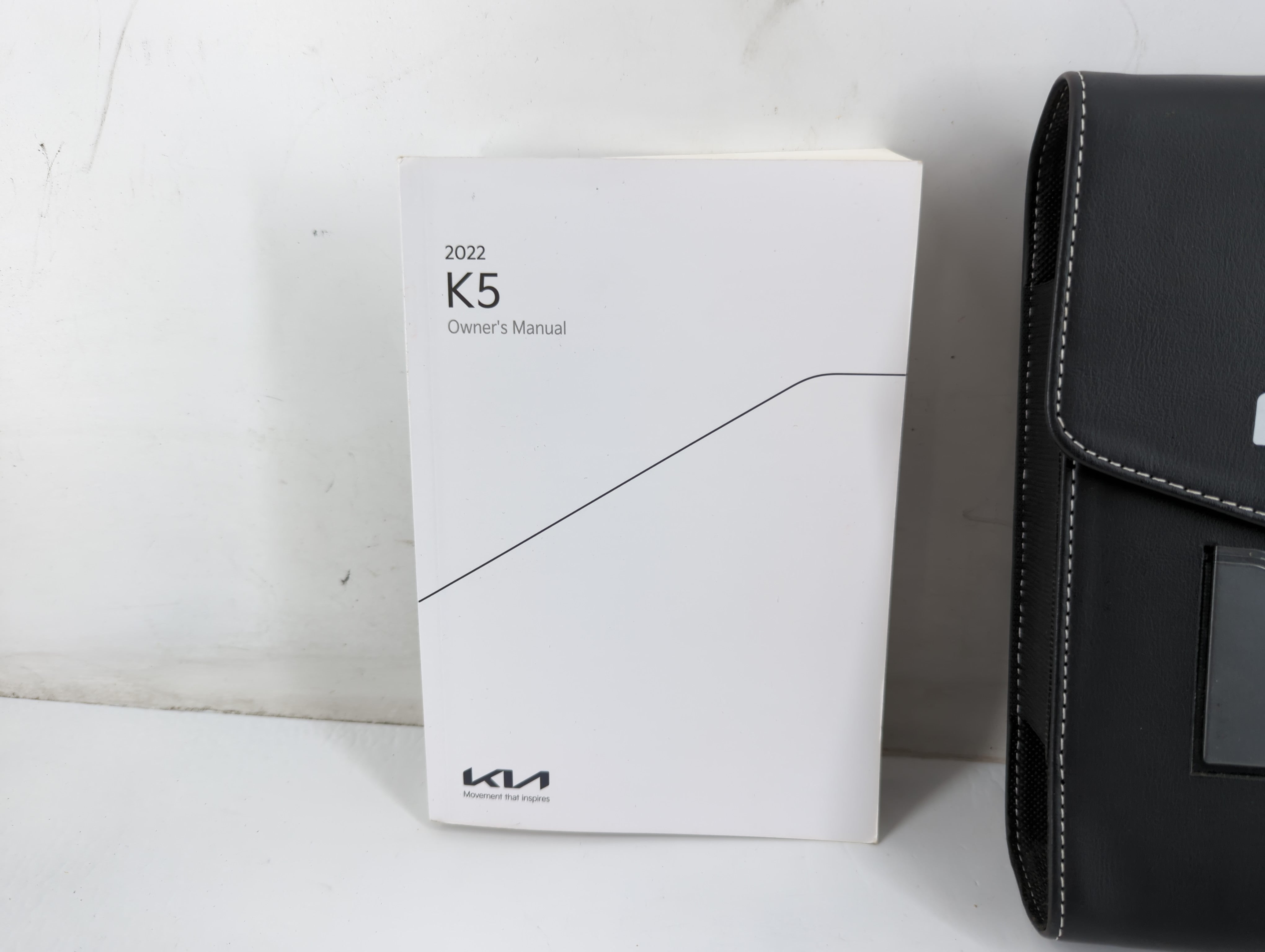 2022 Kia K5 Owners Manual Book Guide P/N:NEG5-EU21I OEM Used Auto Parts - Oemusedautoparts1.com