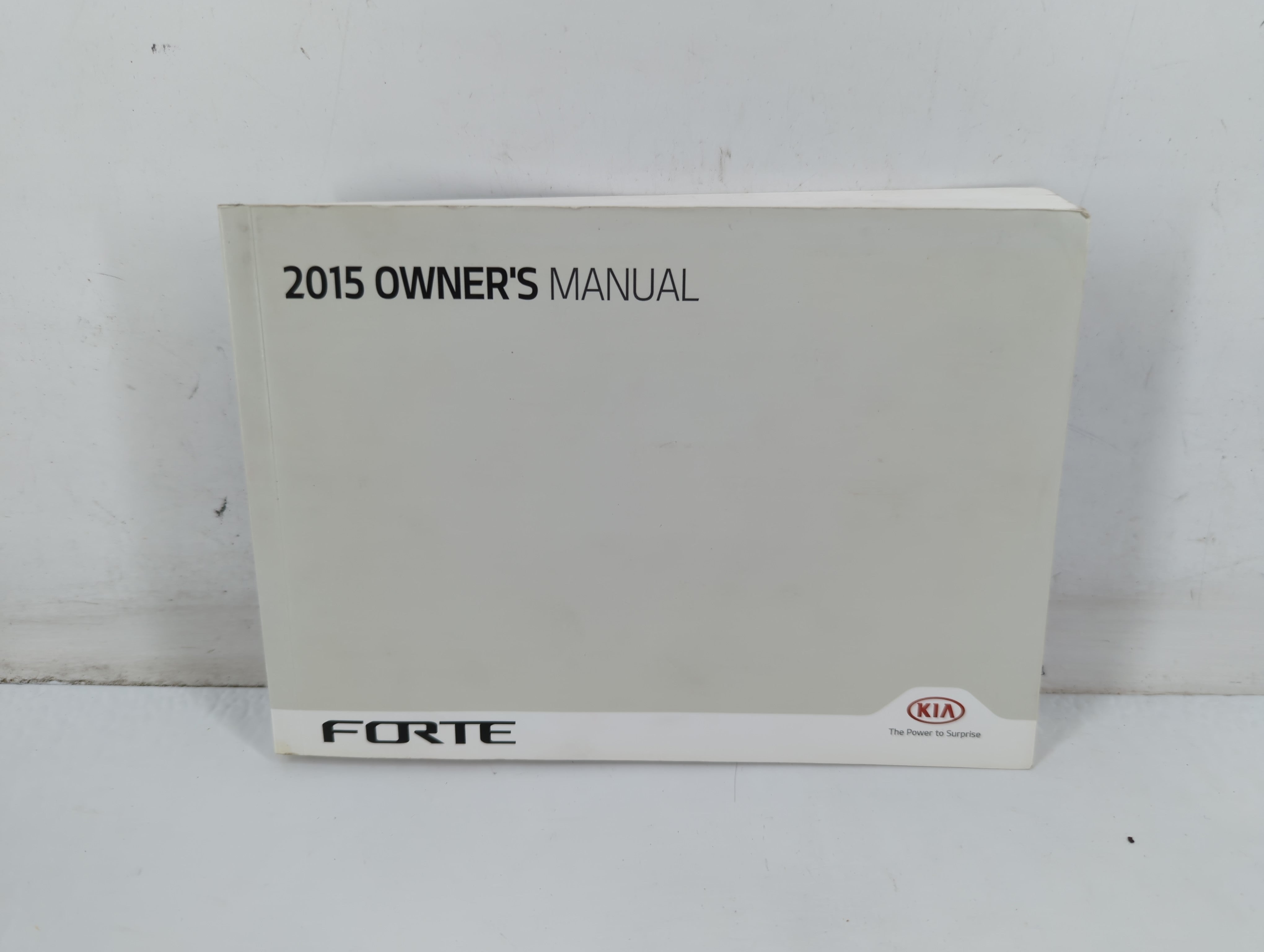 2015 Kia Forte Owners Manual Book Guide P/N:FA7O-EU4OI OEM Used Auto Parts - Oemusedautoparts1.com