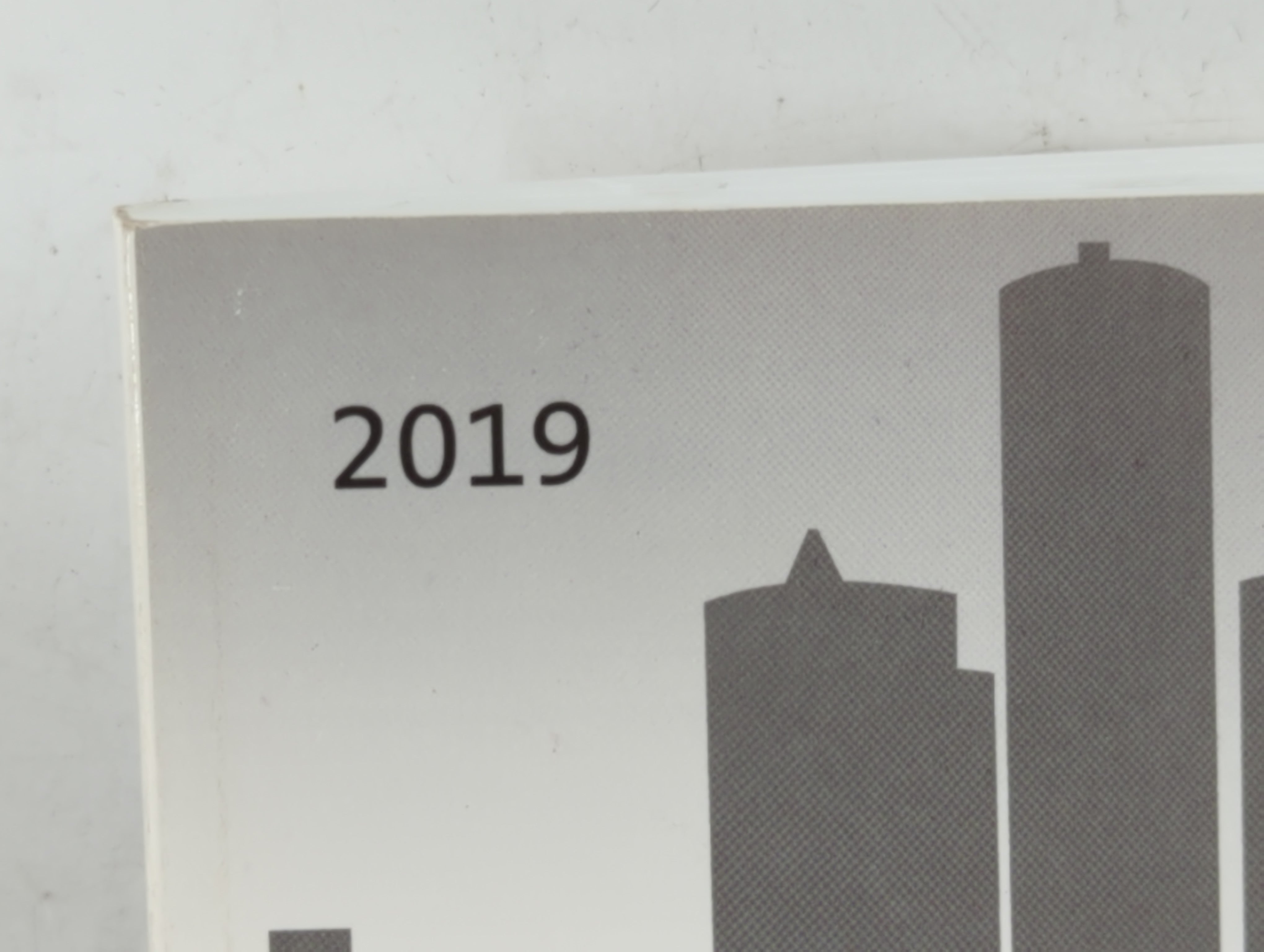 2019 Chevrolet Equinox Owners Manual Book Guide P/N:84134729 A OEM Used Auto Parts - Oemusedautoparts1.com