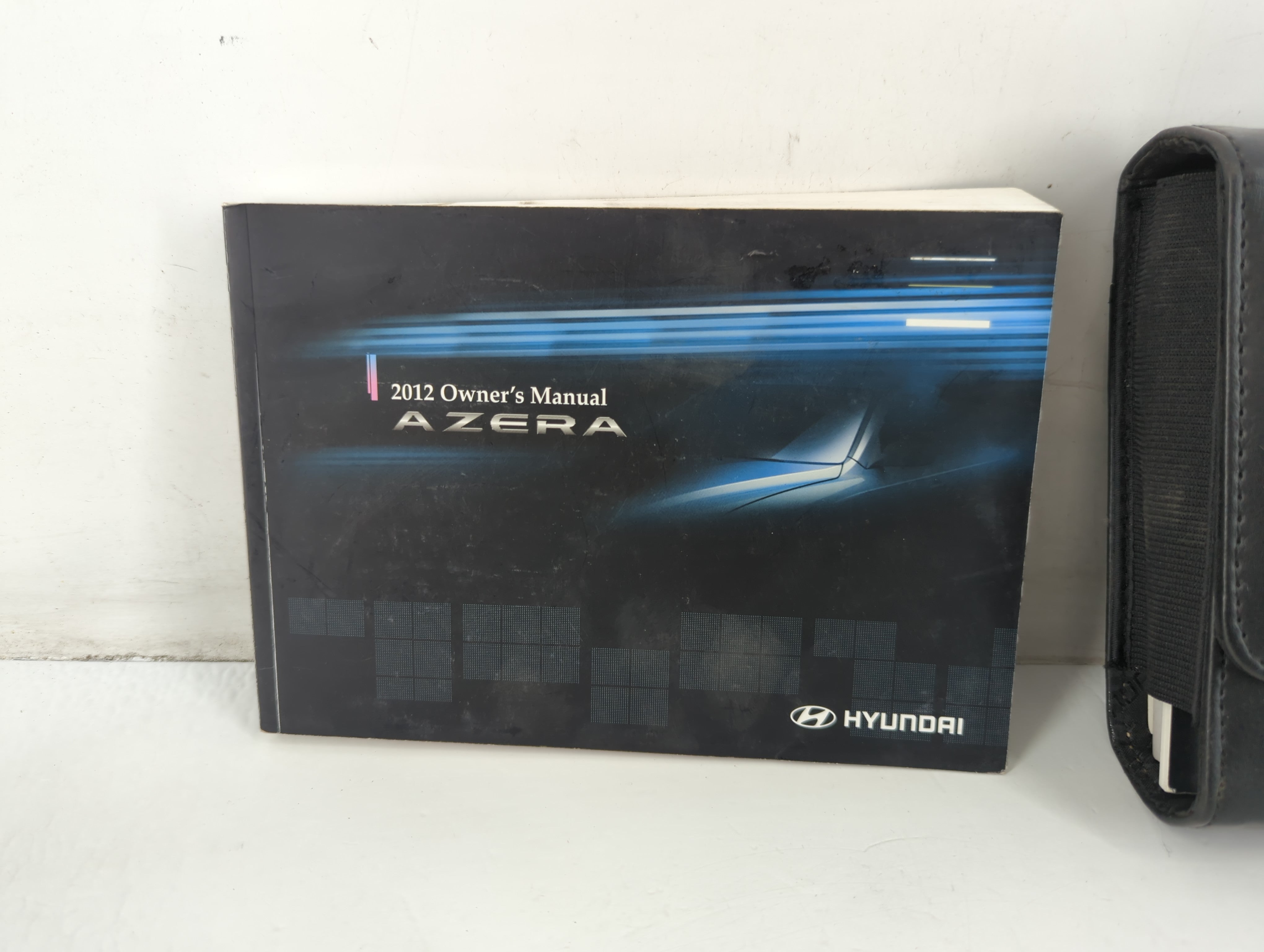 2012 Hyundai Azera Owners Manual Book Guide P/N:A3VO-EU22D OEM Used Auto Parts - Oemusedautoparts1.com