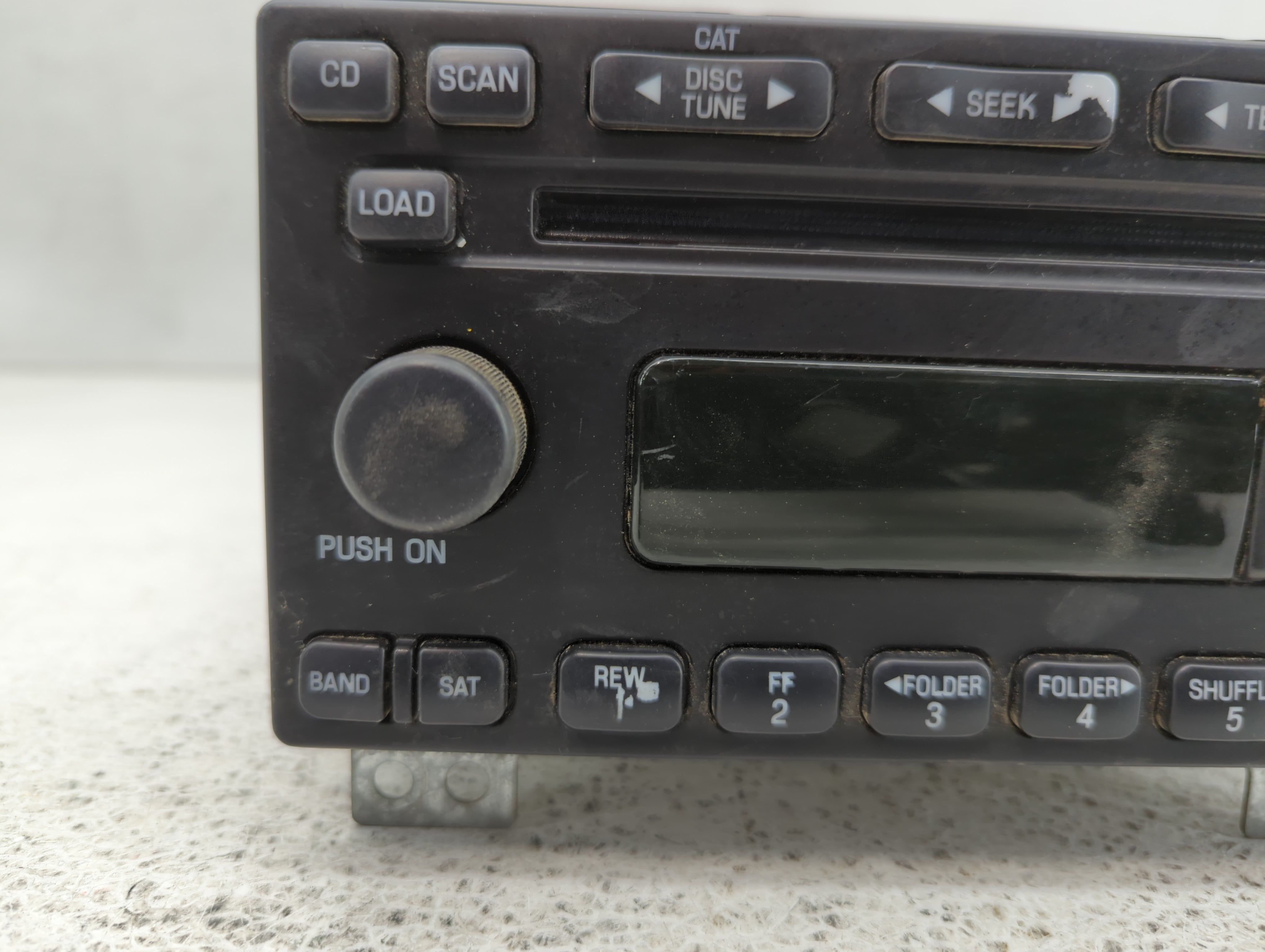 2006 Ford Expedition Radio AM FM Cd Player Receiver Replacement P/N:6L1T-18C815-BB Fits OEM Used Auto Parts - Oemusedautoparts1.com