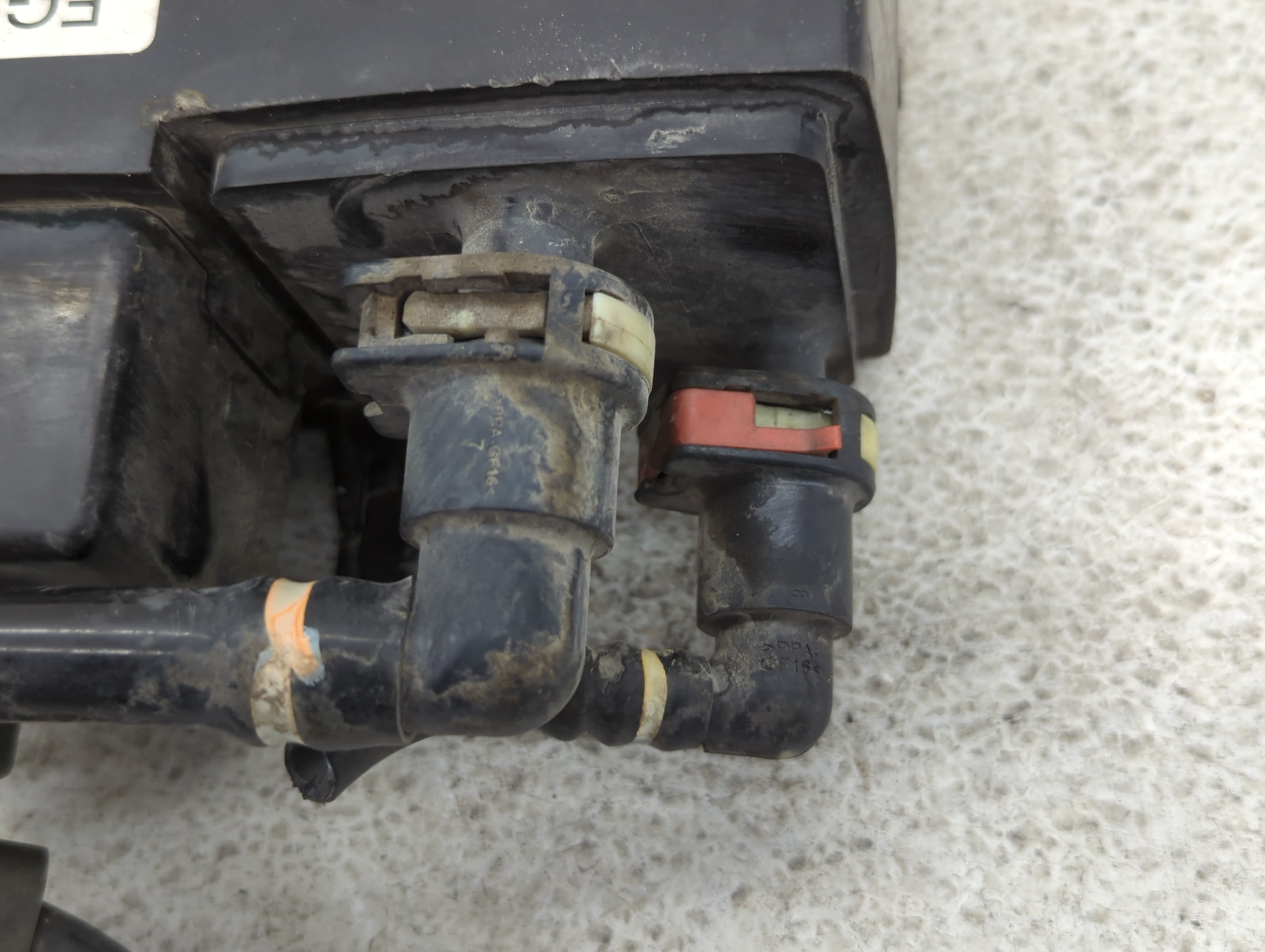 2015 Ford Escape Fuel Vapor Charcoal Canister - Oemusedautoparts1.com