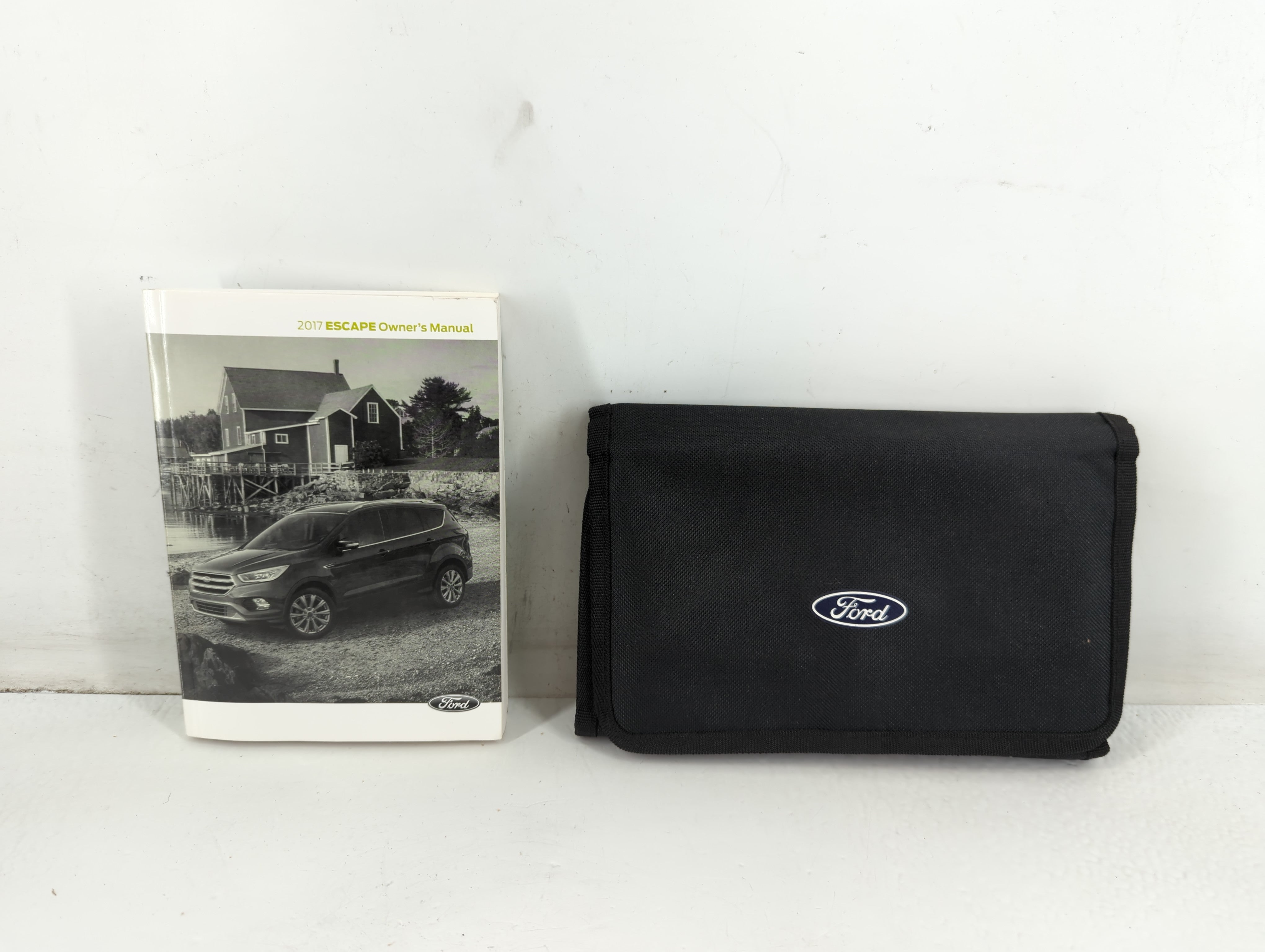 2017 Ford Escape Owners Manual Book Guide P/N:HJ5J 19A321 AC OEM Used Auto Parts - Oemusedautoparts1.com