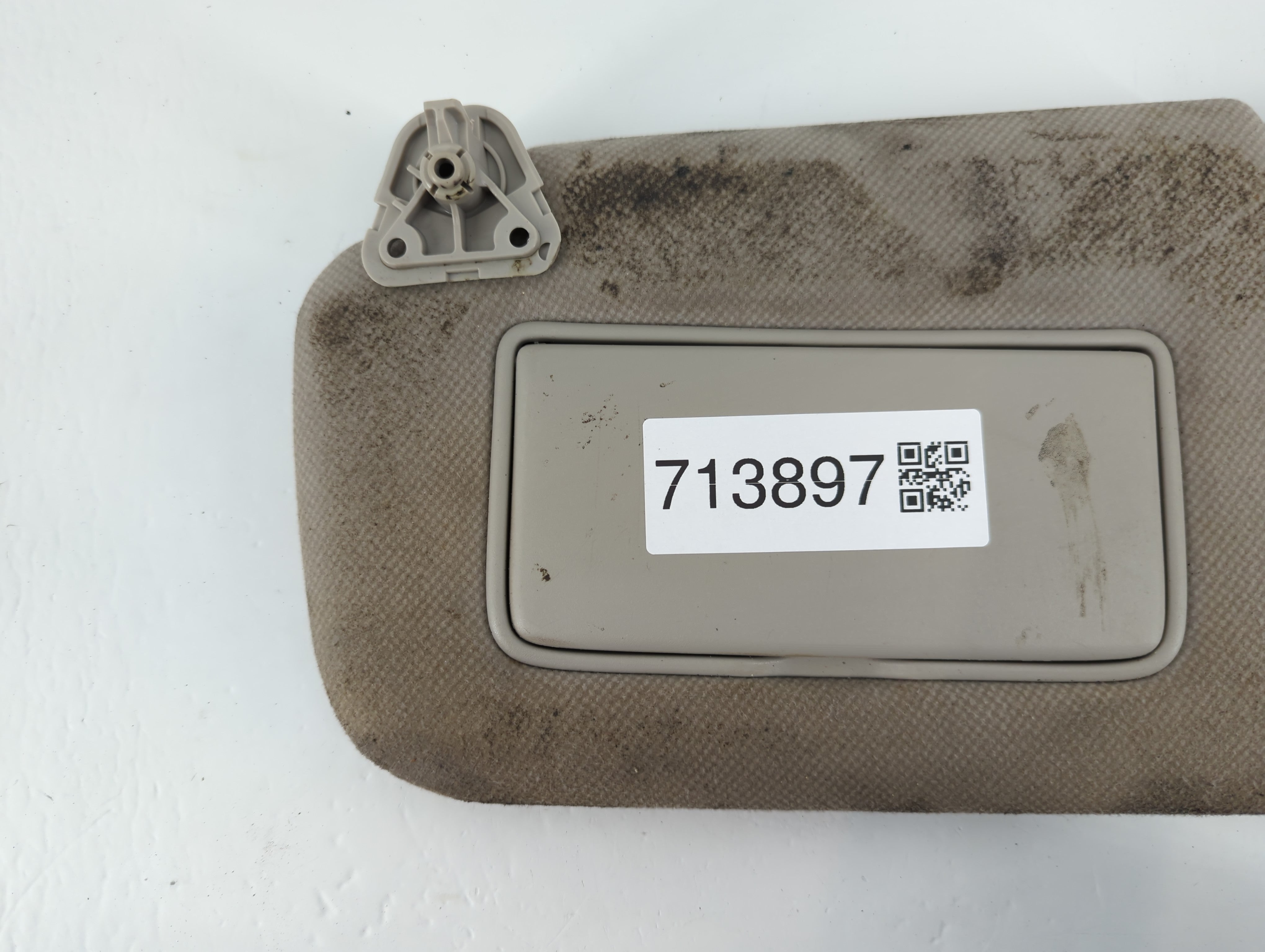 2013-2019 Nissan Sentra Sun Visor Shade Replacement Driver Left Mirror Fits Fits 2012 2013 2014 2015 2016 2017 2018 2019 OEM Used Auto Parts - Oemusedautoparts1.com