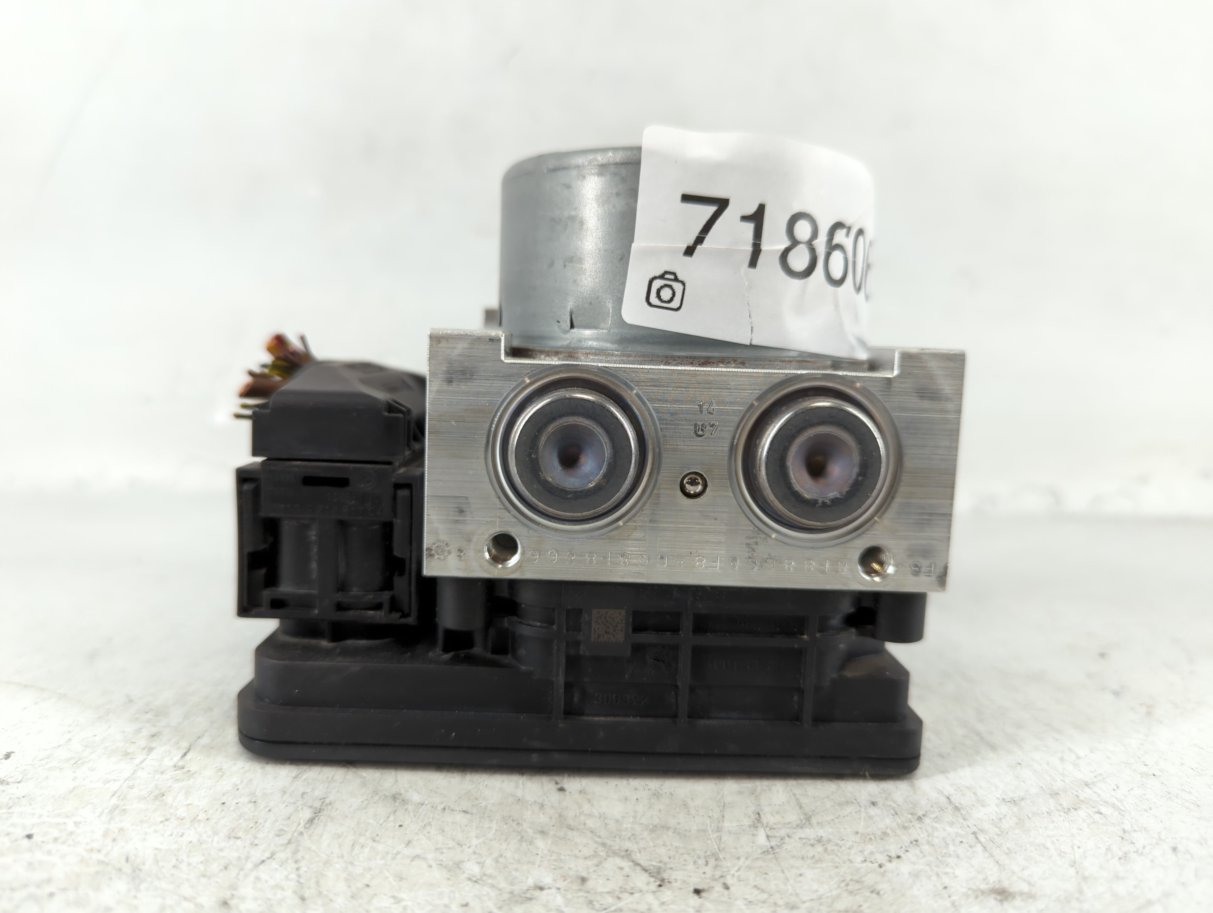 2014-2018 Bmw 320i ABS Pump Control Module Replacement P/N:3451-6887509-01 Fits Fits 2014 2015 2016 2017 2018 2019 2020 2021 OEM Used Auto Parts - Oemusedautoparts1.com