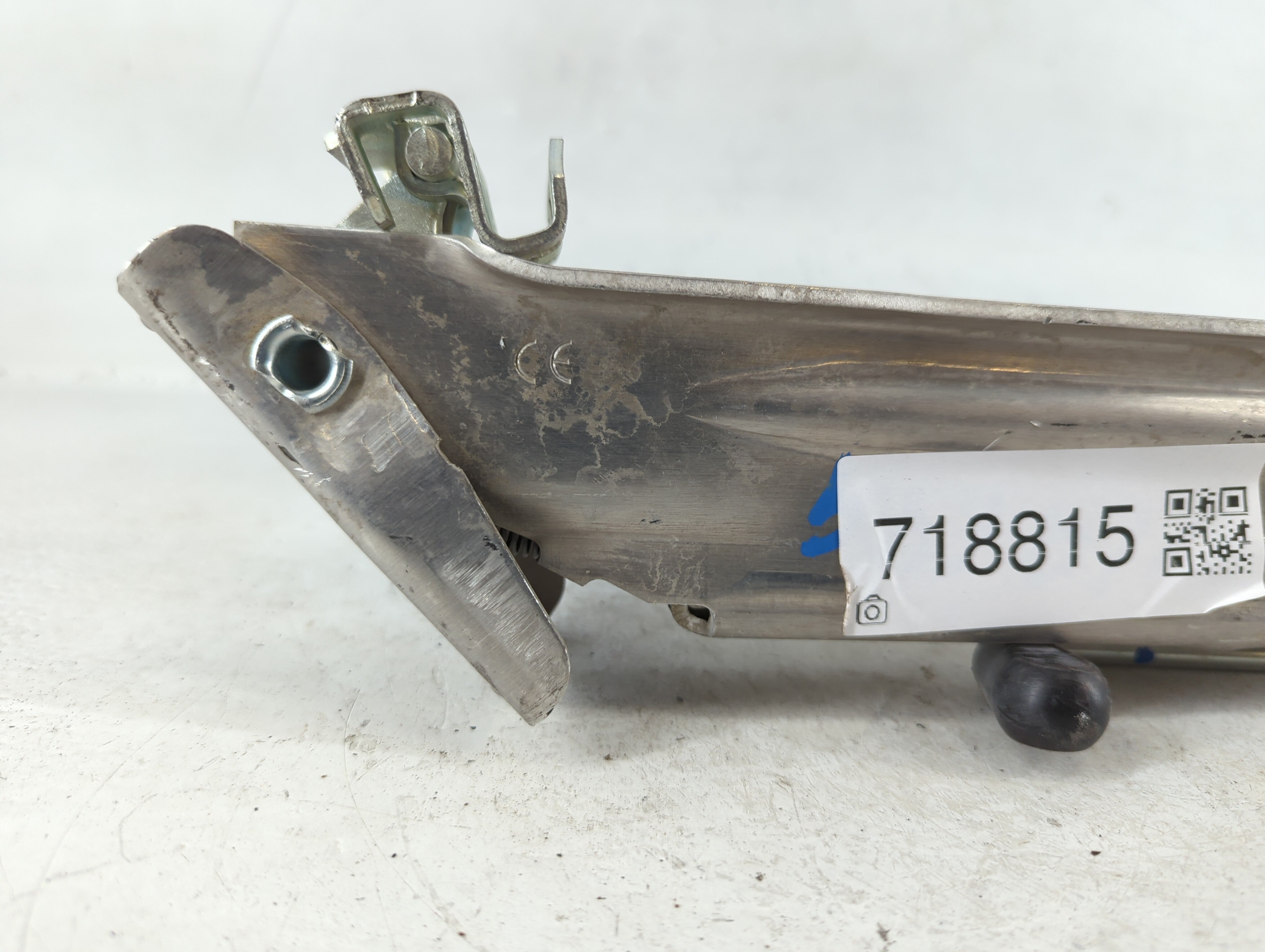 2008 Audi A4 Spare Scissor Car Jack - Oemusedautoparts1.com