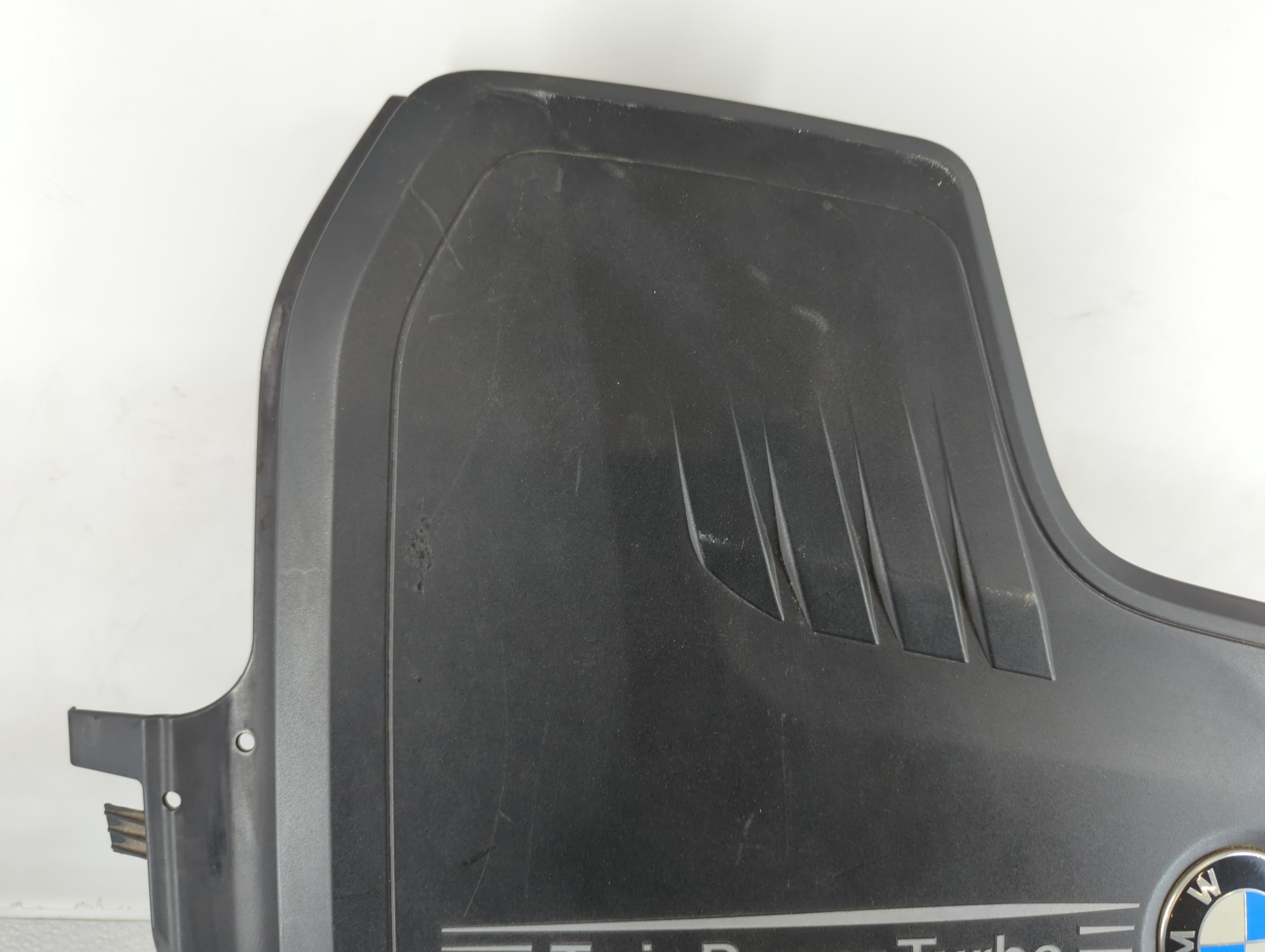 2016 Bmw 320i Engine Cover - Oemusedautoparts1.com