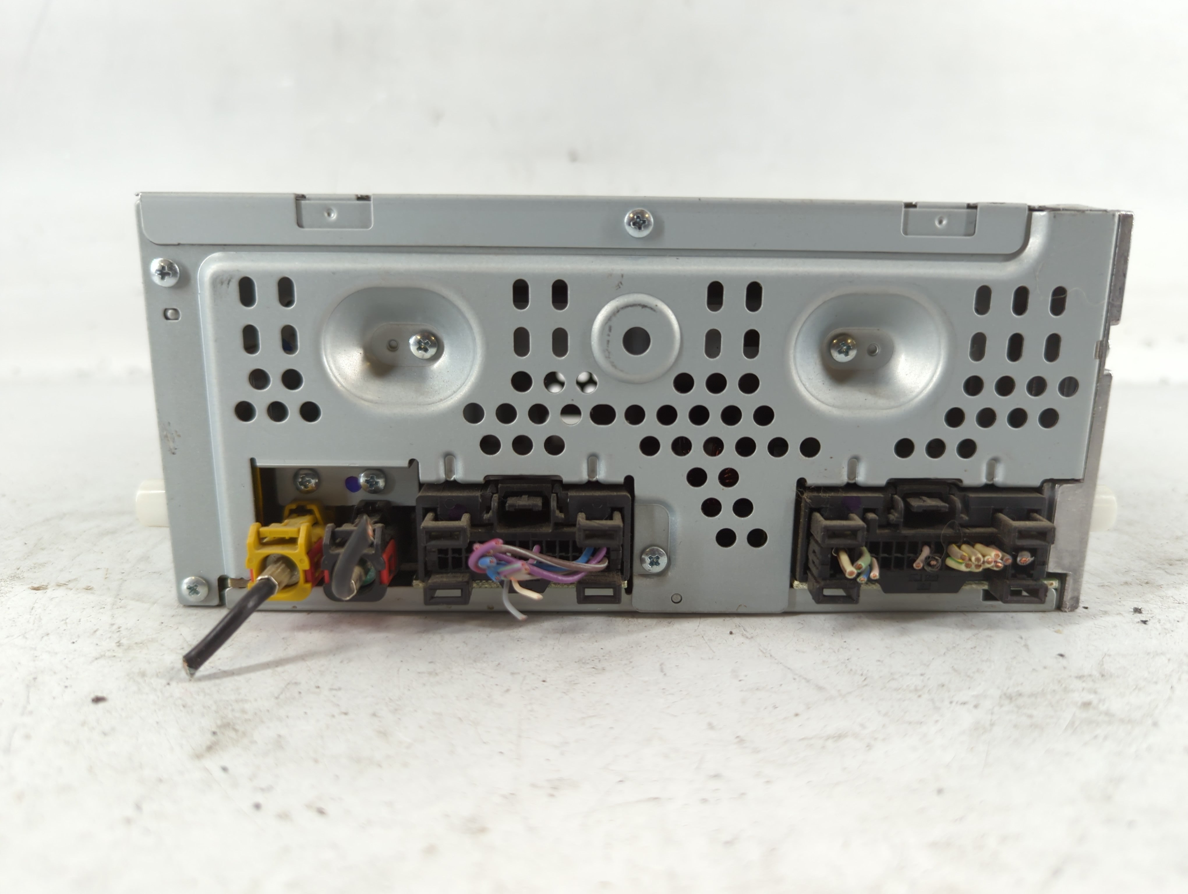 2013-2015 Ford Fusion Radio AM FM Cd Player Receiver Replacement P/N:DS7T-19C107-BK Fits Fits 2013 2014 2015 OEM Used Auto Parts - Oemusedautoparts1.com