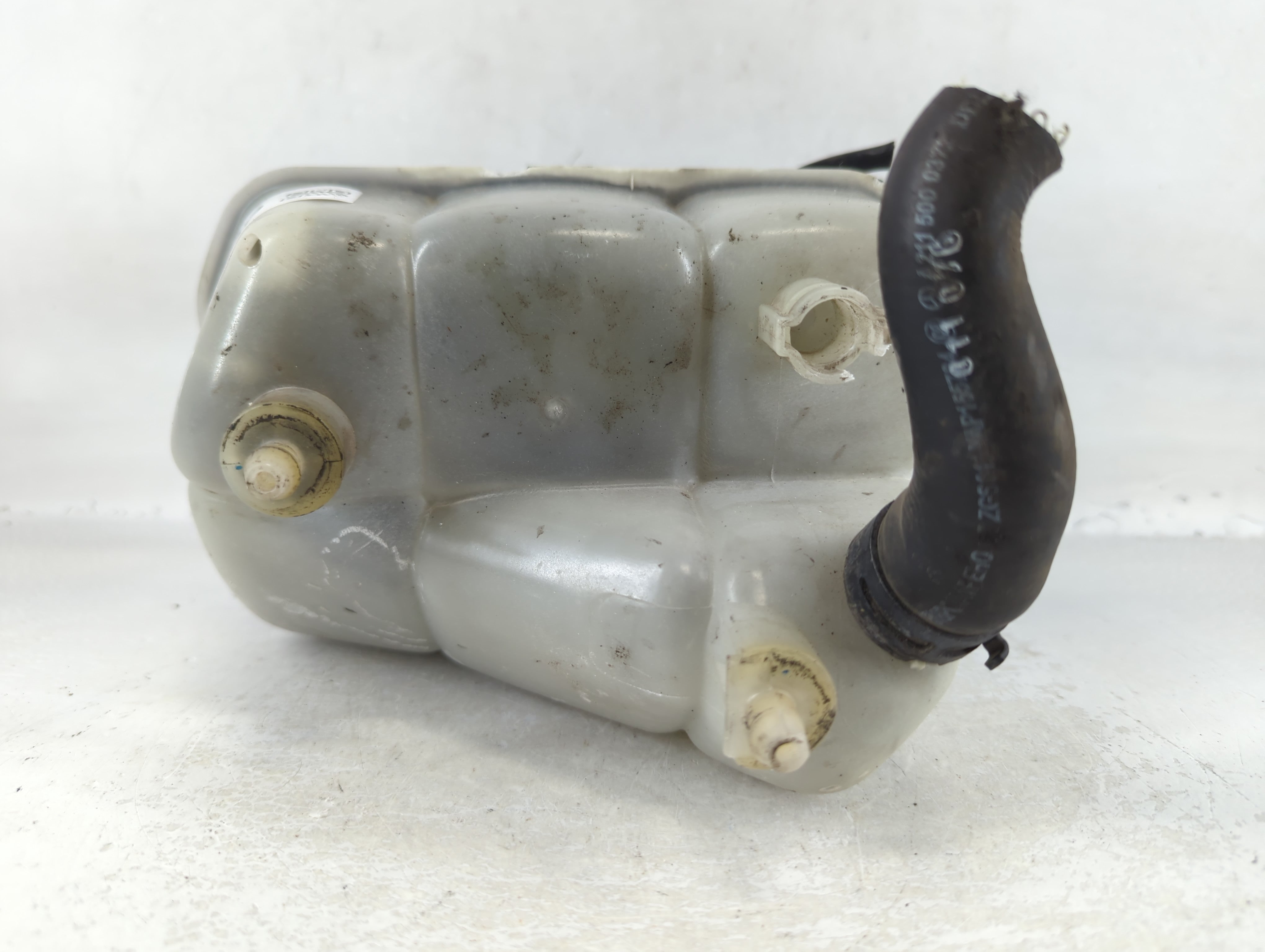 2006 Mercedes-benz Cls500 Windshield Washer Fluid Reservoir Bottle Oem - Oemusedautoparts1.com
