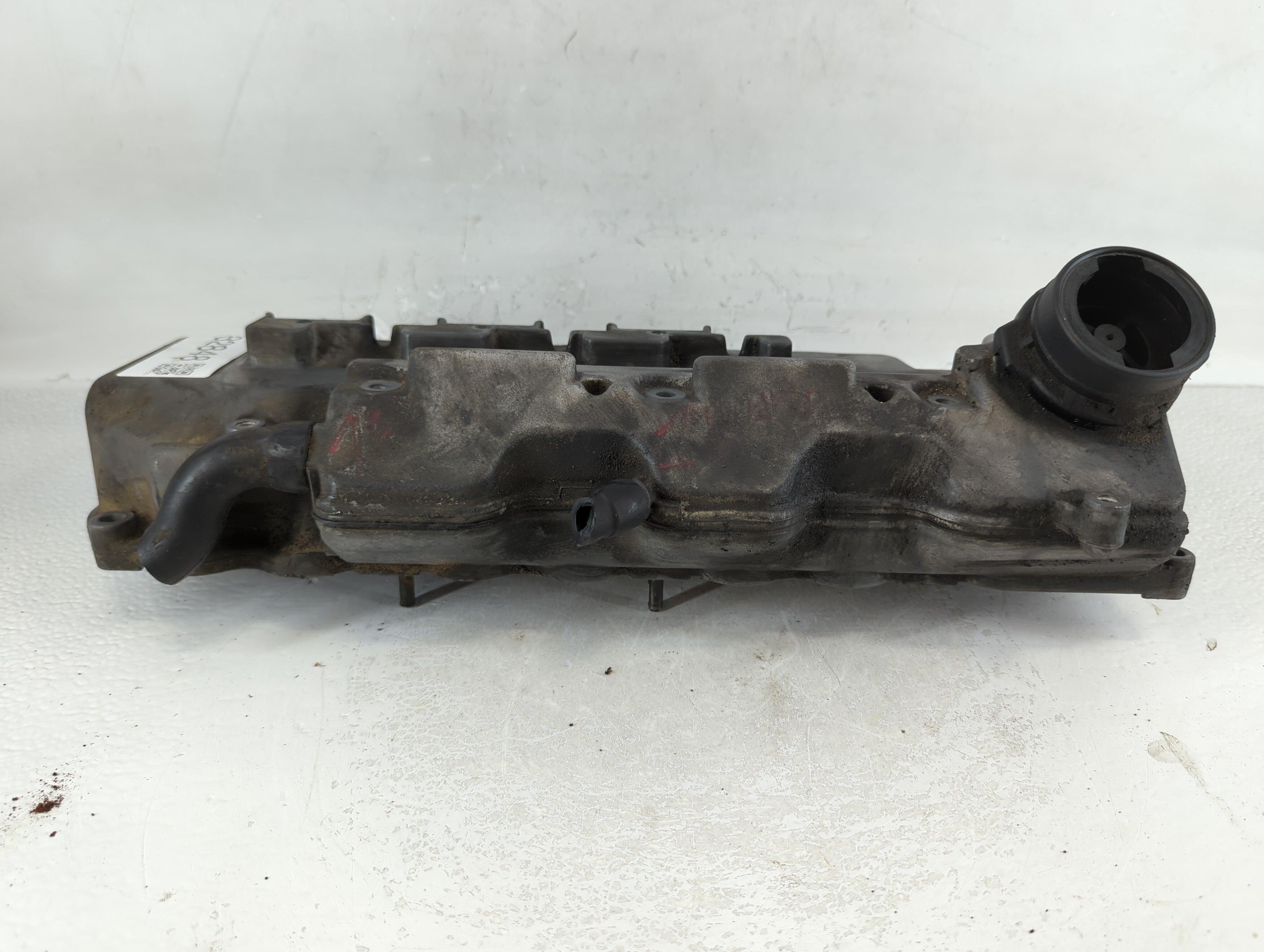 2004 Chrysler Crossfire Driver Left Cylinder Head Valve Cover P/N:A112 016 07 05 Fits OEM Used Auto Parts - Oemusedautoparts1.com