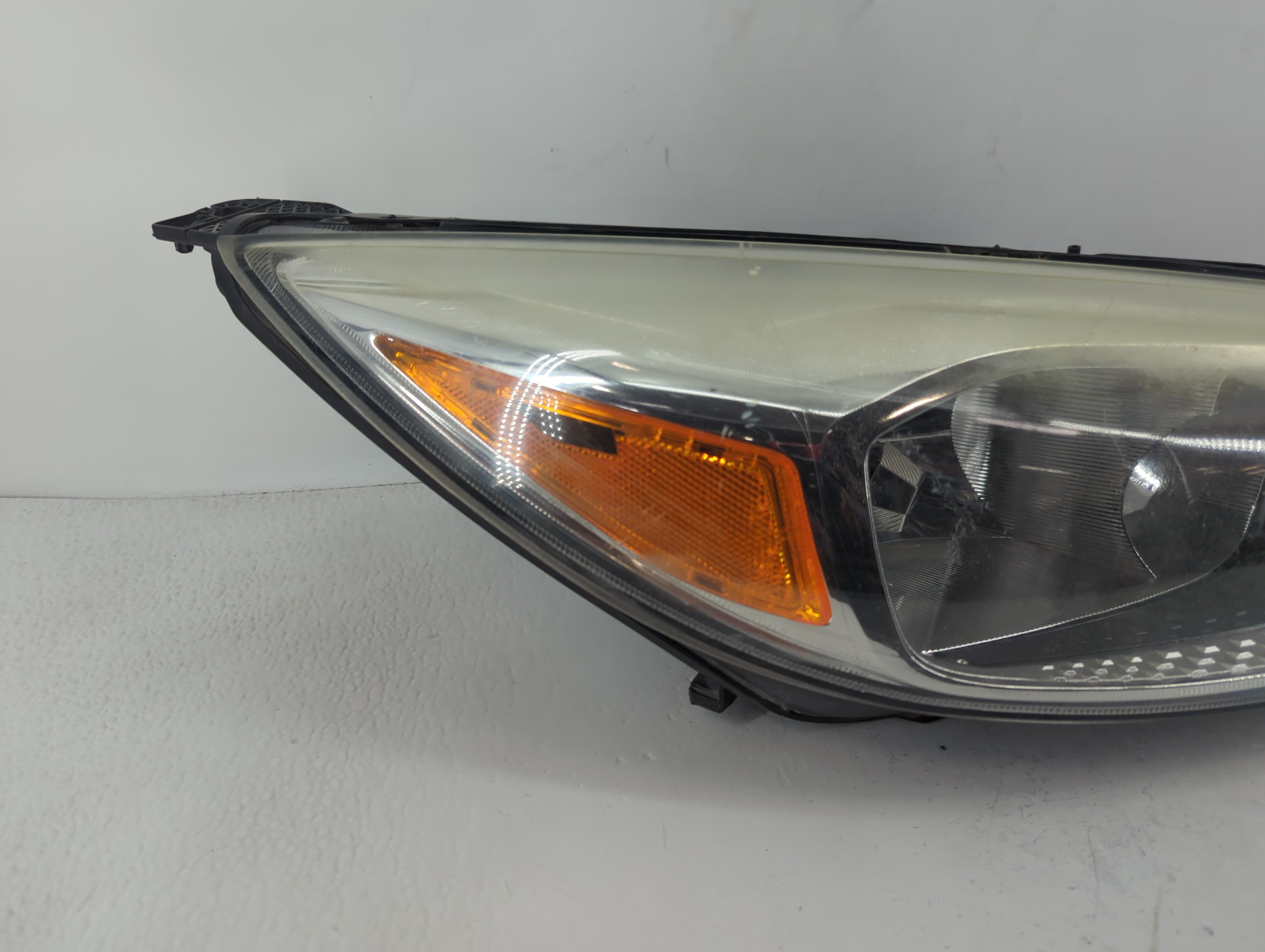 2015 Ford Focus Passenger Right Oem Head Light Headlight Lamp - Oemusedautoparts1.com