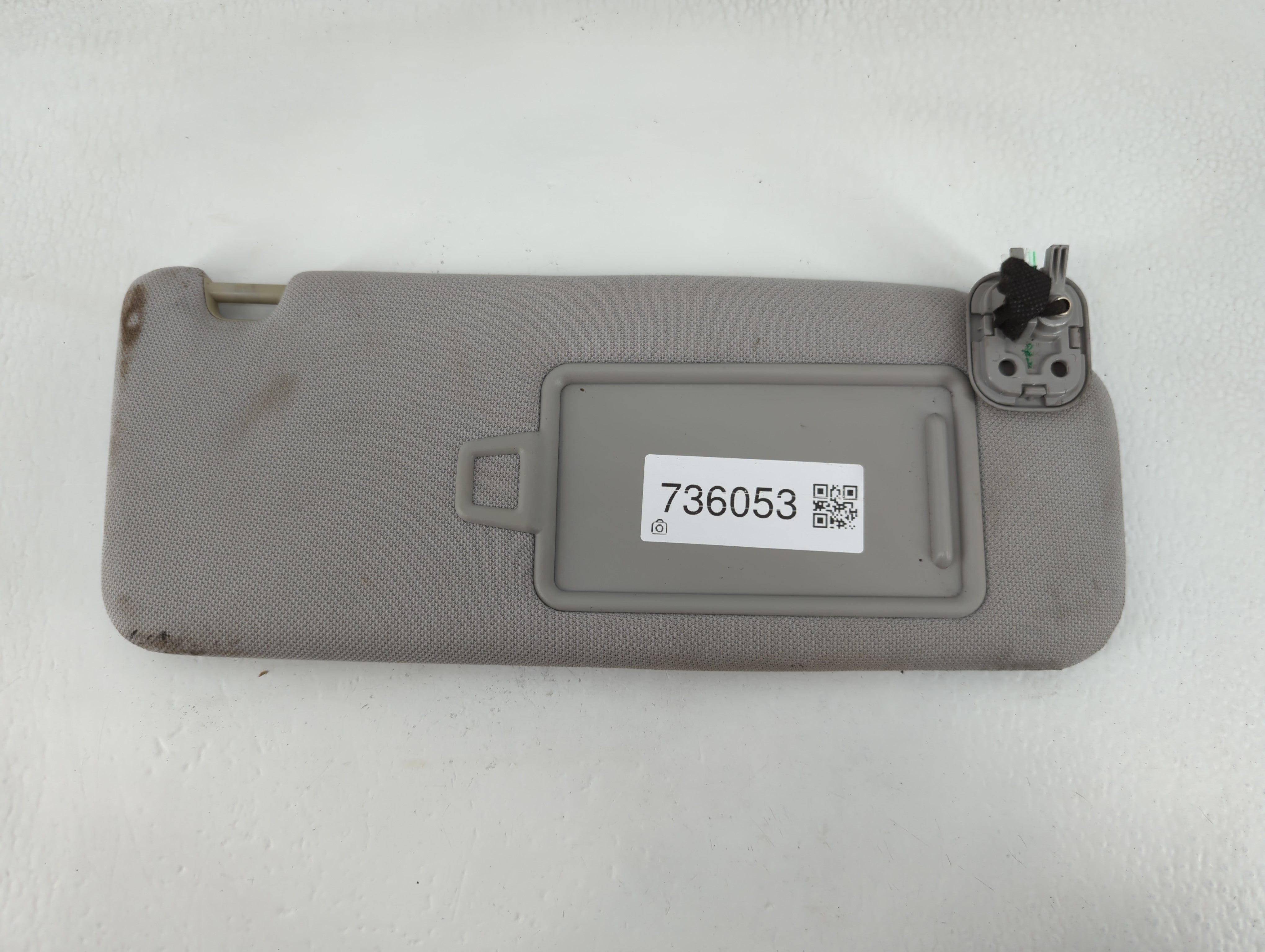 2015-2019 Hyundai Sonata Sun Visor Shade Replacement Passenger Right Mirror Fits Fits 2015 2016 2017 2018 2019 OEM Used Auto Parts - Oemusedautoparts1.com