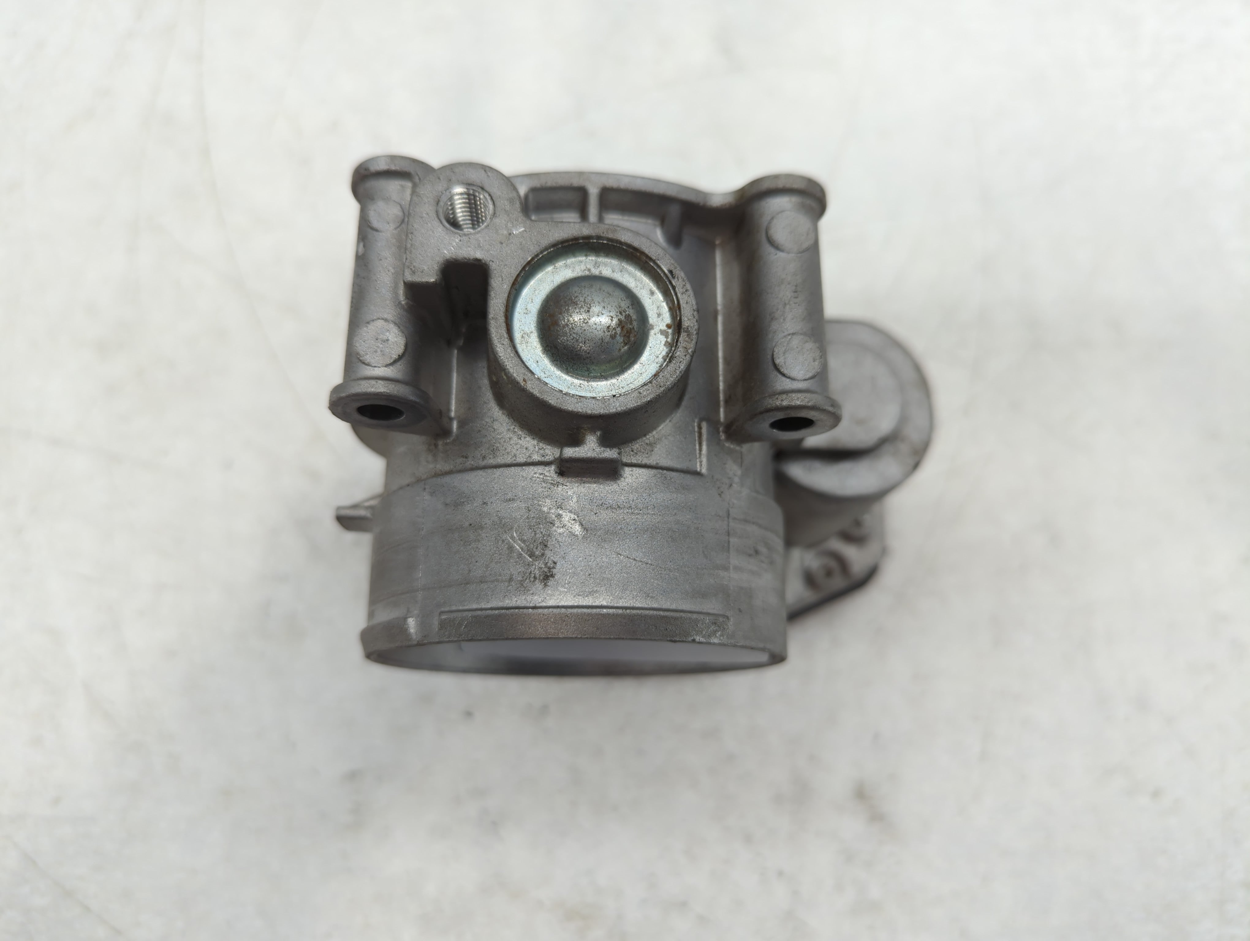 2013-2019 Ford Taurus Throttle Body P/N:161994002858 AT4E-9F991-EL Fits Fits 2011 2012 2013 2014 2015 2016 2017 2018 2019 OEM Used Auto Parts - Oemusedautoparts1.com