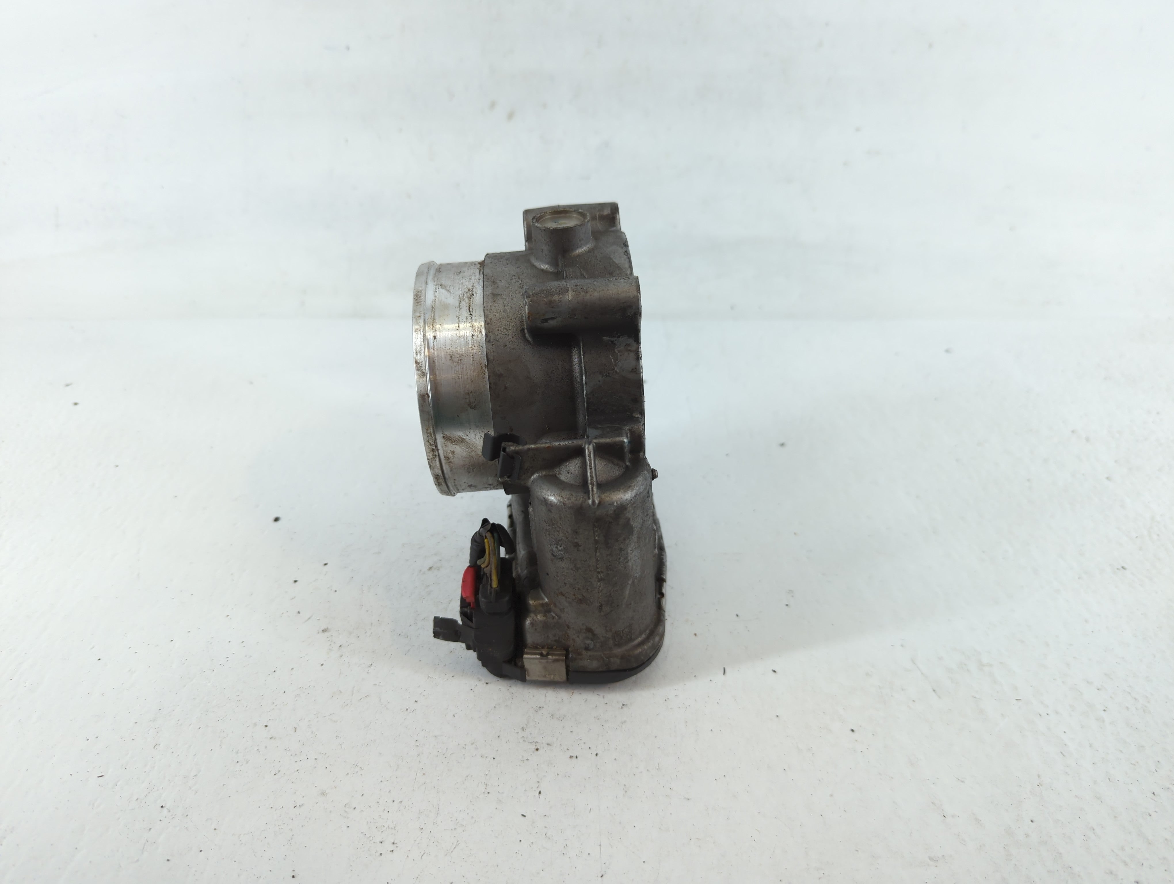 2015-2017 Ford F-150 Throttle Body P/N:FR3E-9F991-AA Fits Fits 2015 2016 2017 2018 2019 OEM Used Auto Parts - Oemusedautoparts1.com
