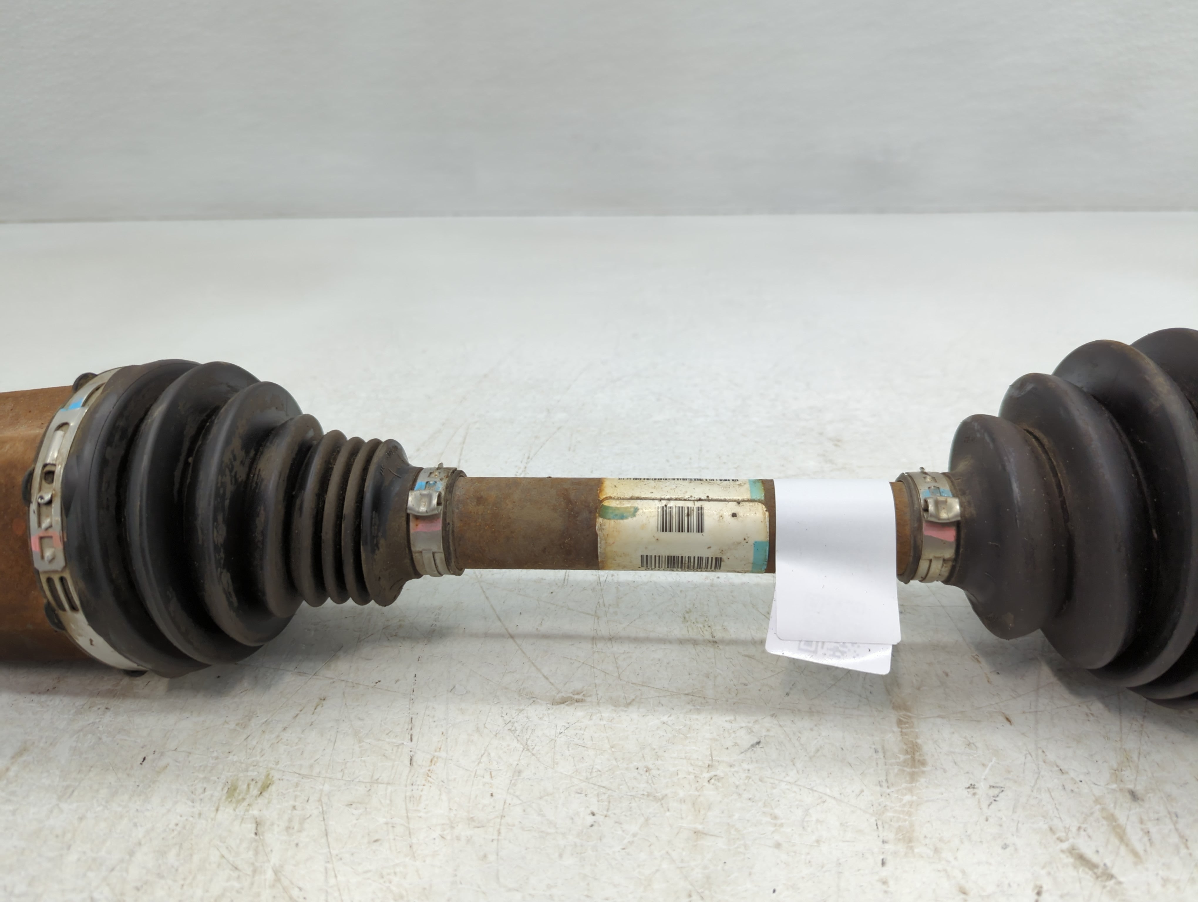 2013-2019 Ford Escape Axle Shaft Front Driver Cv C/v - Oemusedautoparts1.com