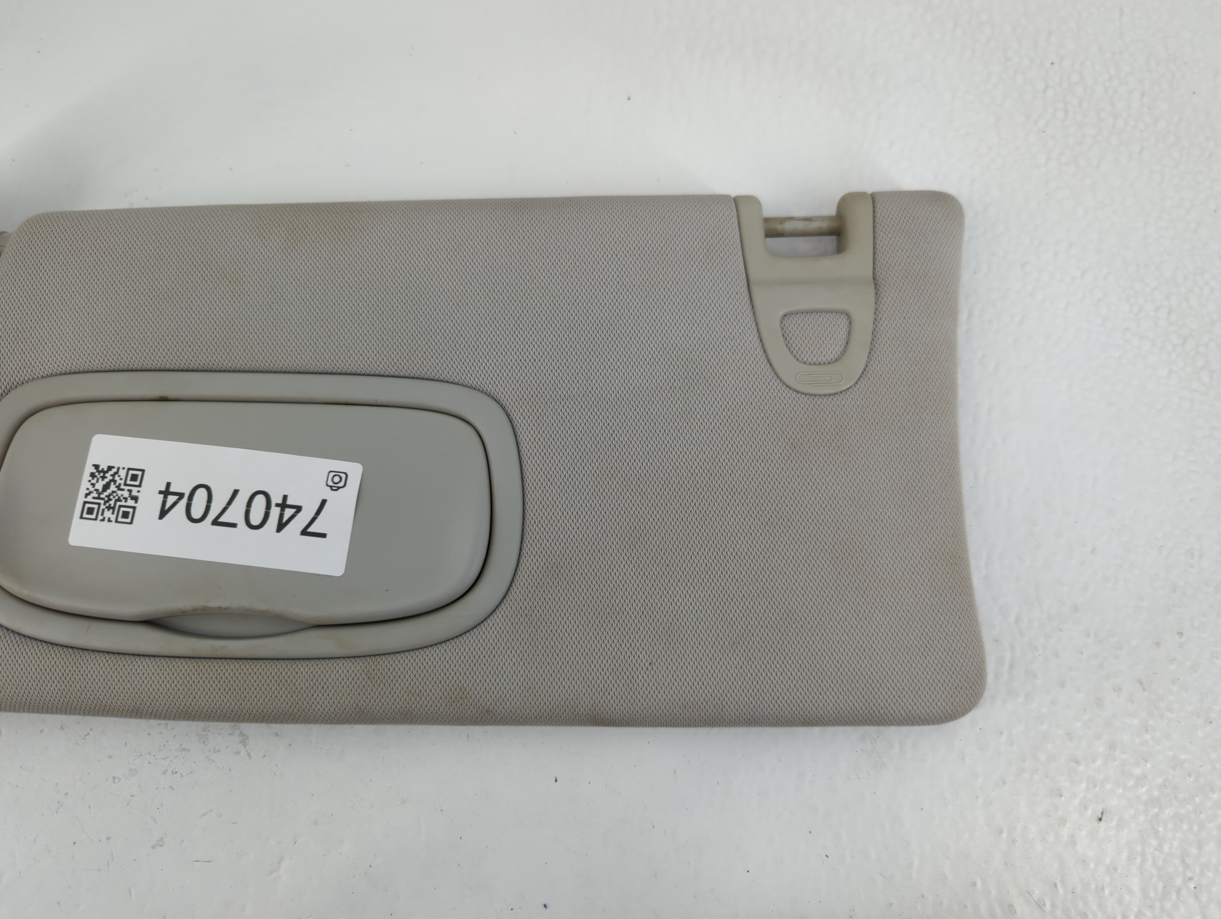 2018 Jeep Compass Sun Visor Shade Replacement Driver Left Mirror Fits OEM Used Auto Parts - Oemusedautoparts1.com