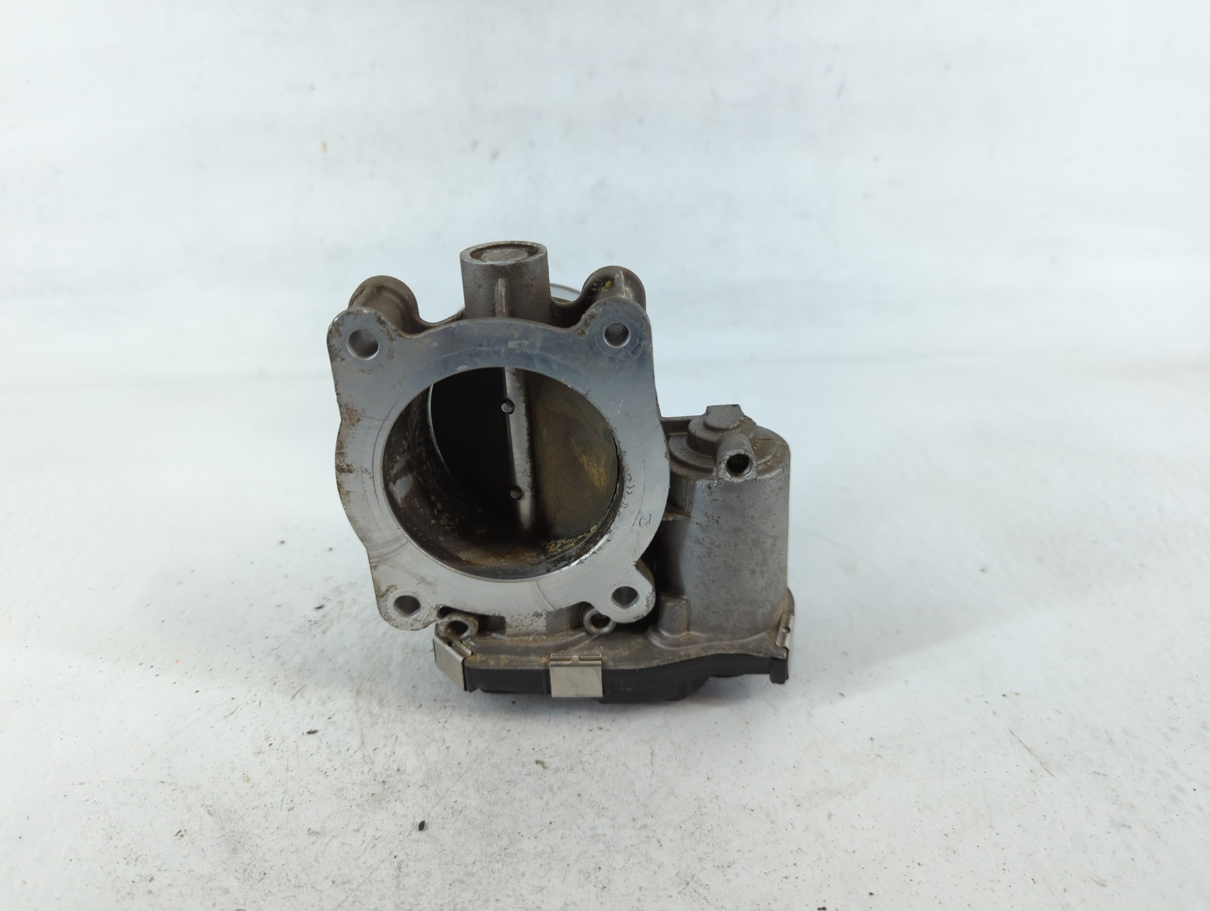 2016-2022 Chevrolet Colorado Throttle Body P/N:12670839AA Fits Fits 2016 2017 2018 2019 2020 2021 2022 OEM Used Auto Parts - Oemusedautoparts1.com
