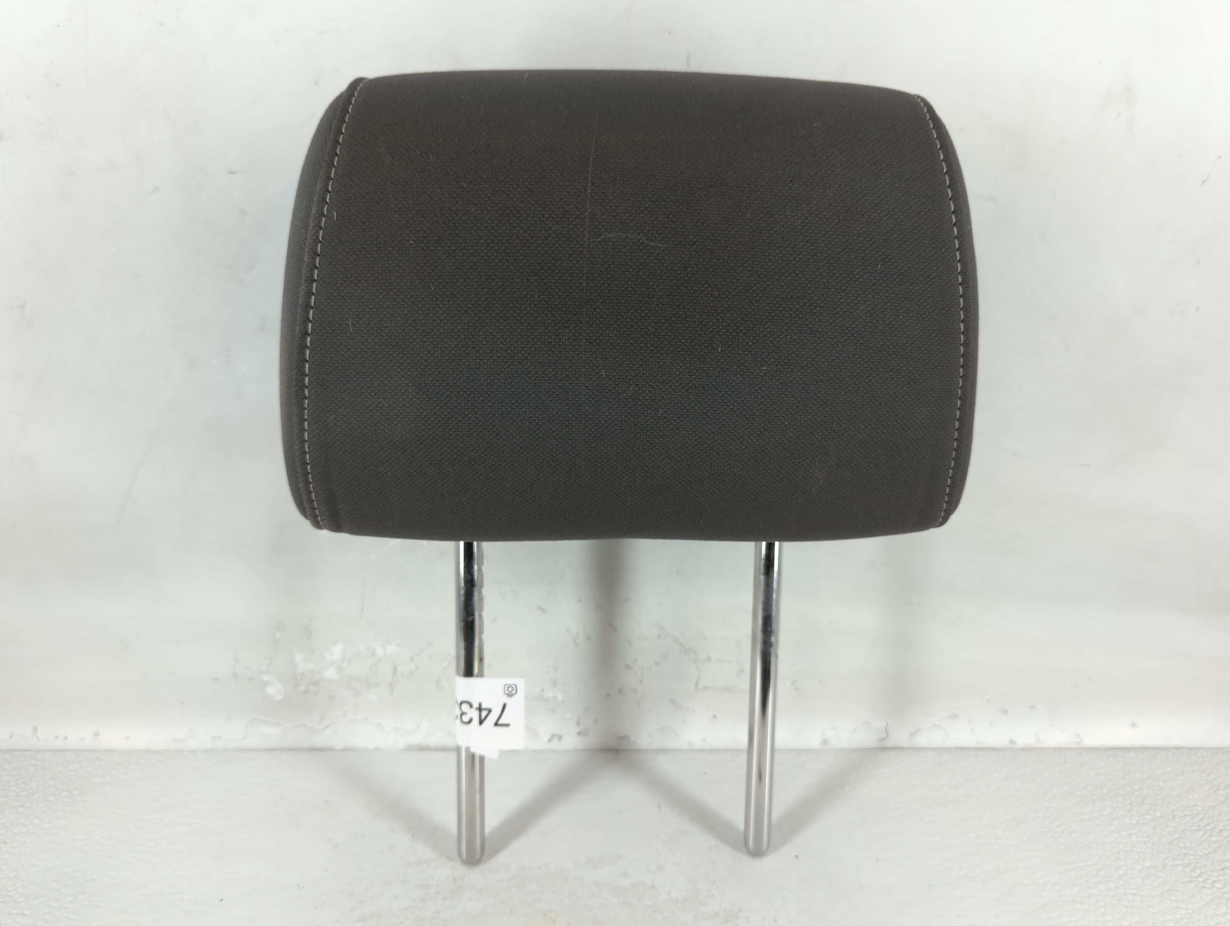 2014 Chevrolet Silverado 1500 Headrest Head Rest Front Driver Passenger Seat Fits OEM Used Auto Parts - Oemusedautoparts1.com